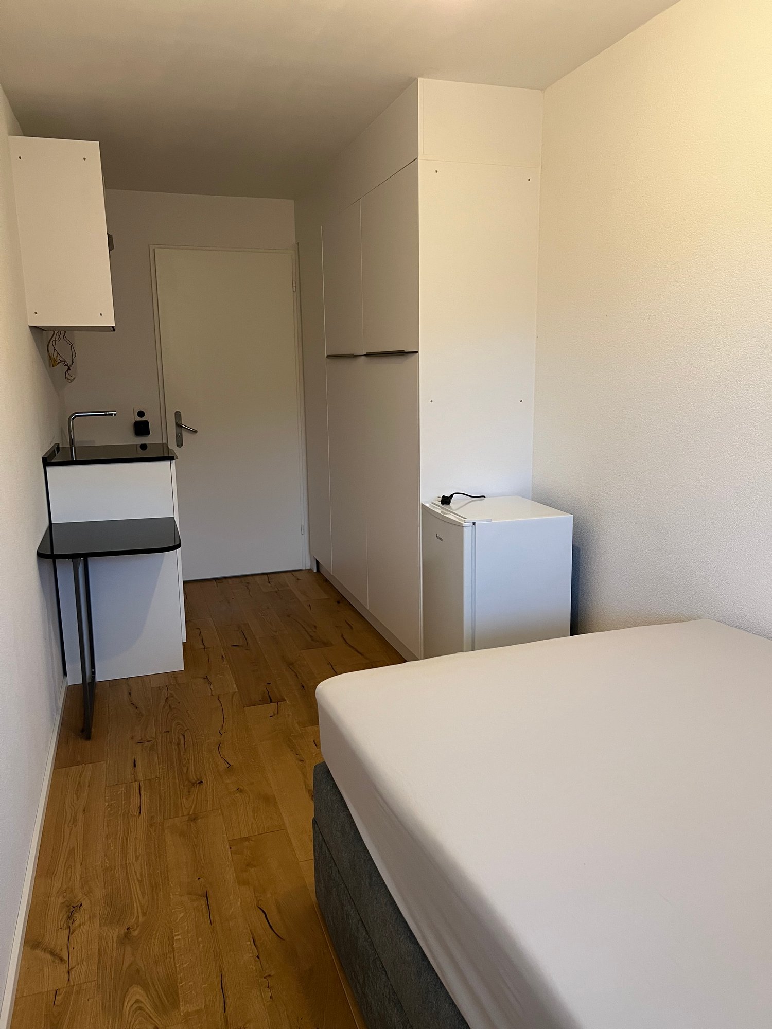1 room furnished flat, photo 3 of 4