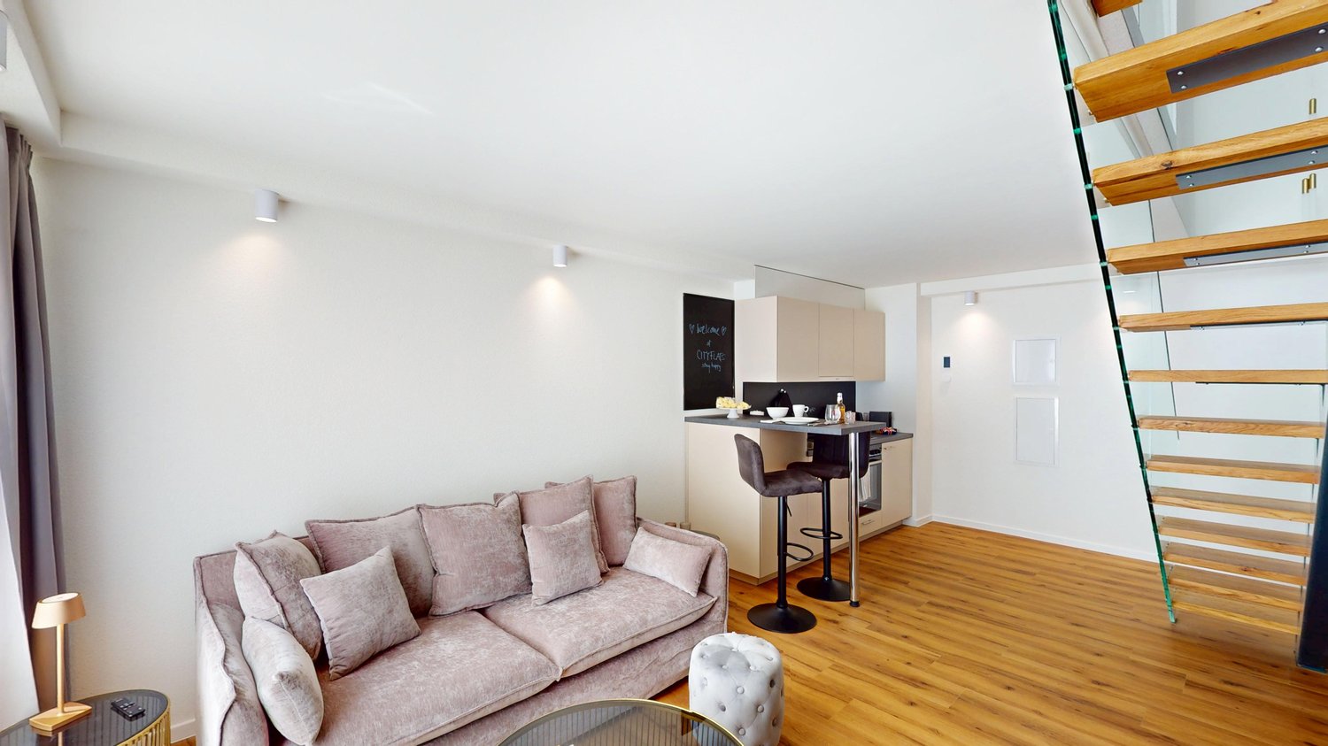 2 rooms apartment, photo 1 of 10