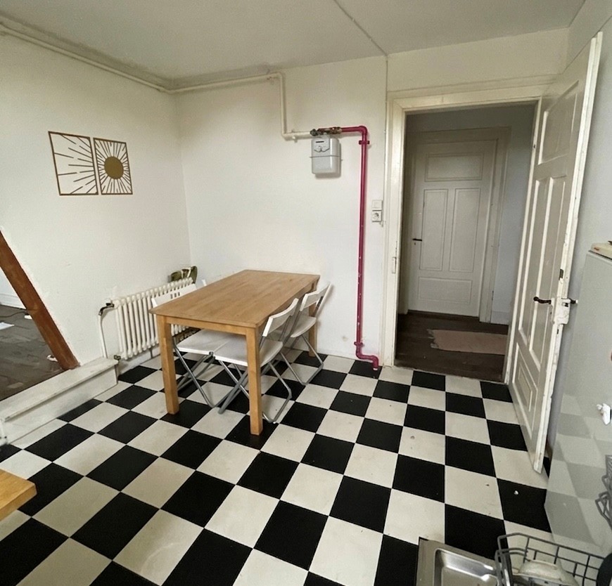 4 rooms apartment, photo 6 of 10