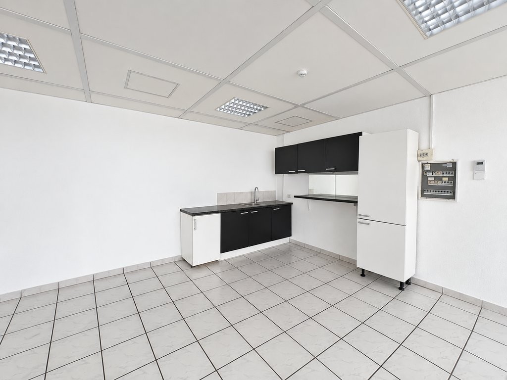119m² shop, photo 5 of 9