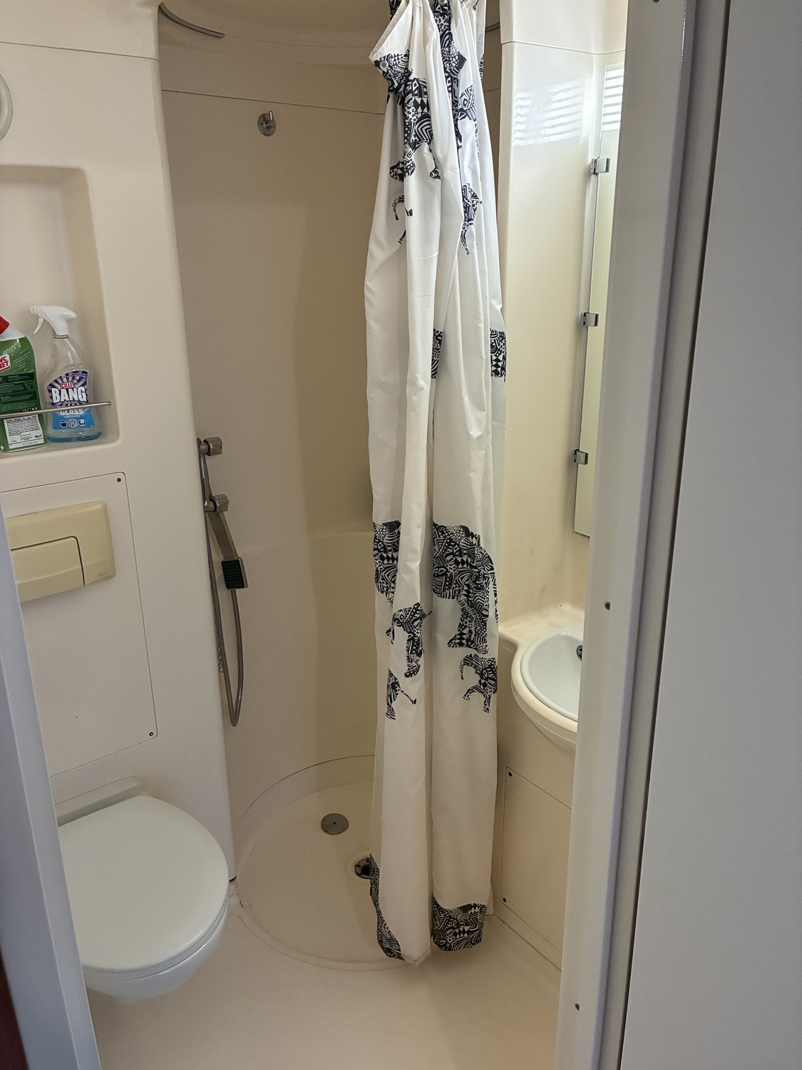1 room apartment, photo 9 of 9
