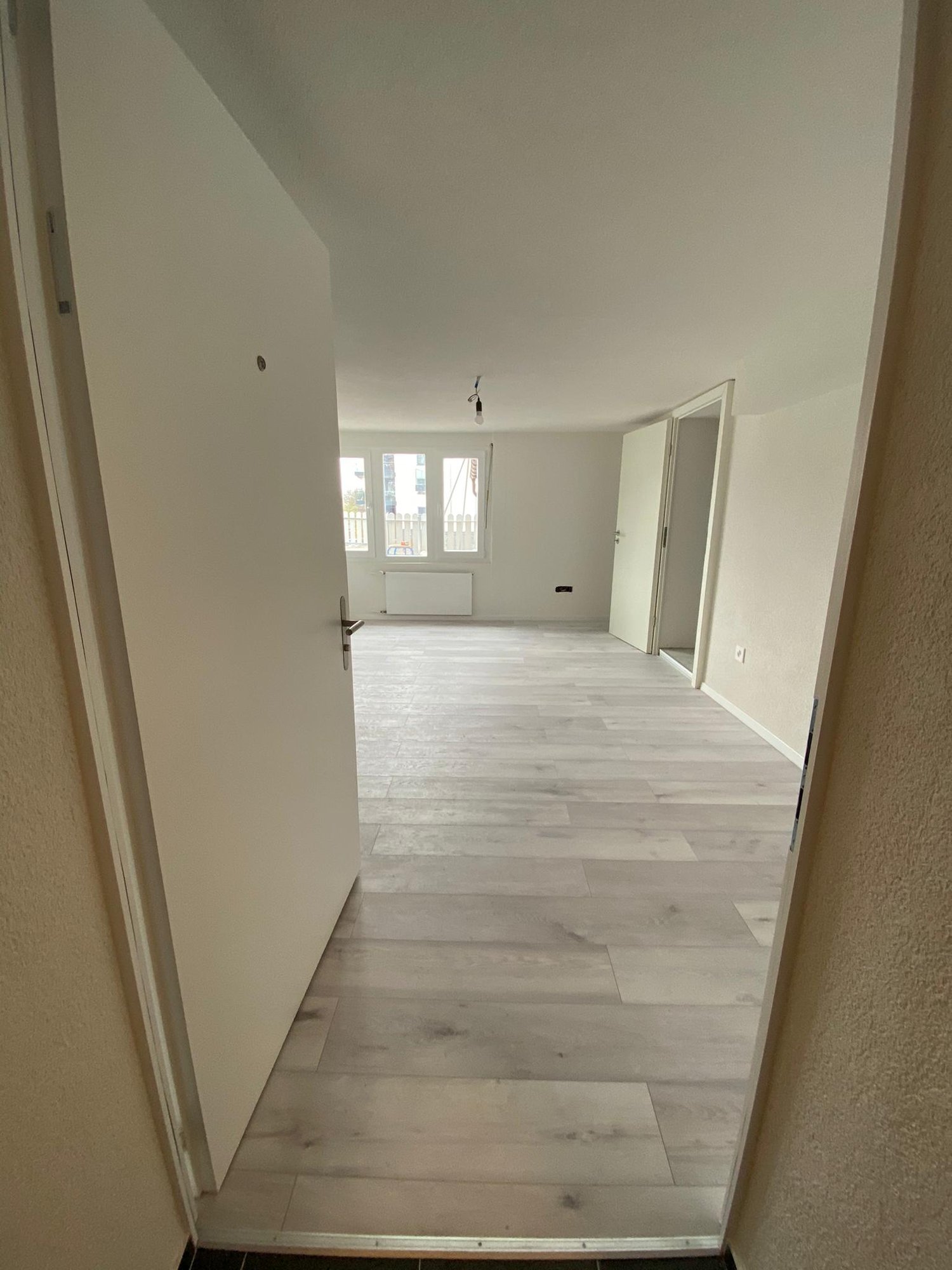 1 room studio, Foto 2 von 4