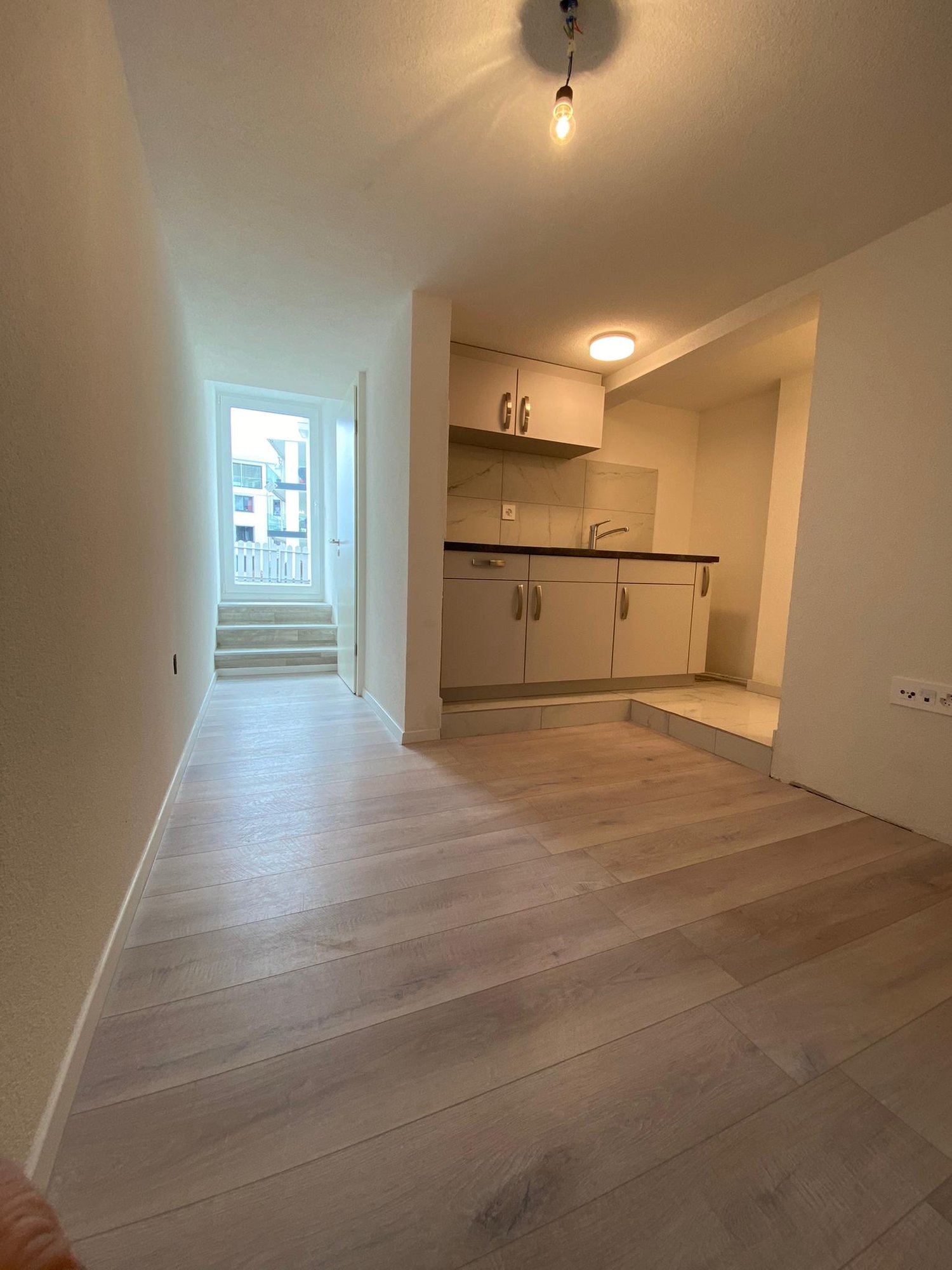 1 room studio, Foto 1 von 4