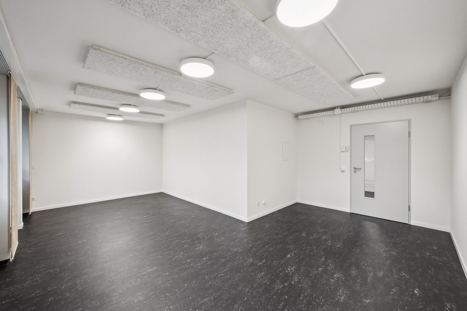 32m² bureau, photo 3 sur 7