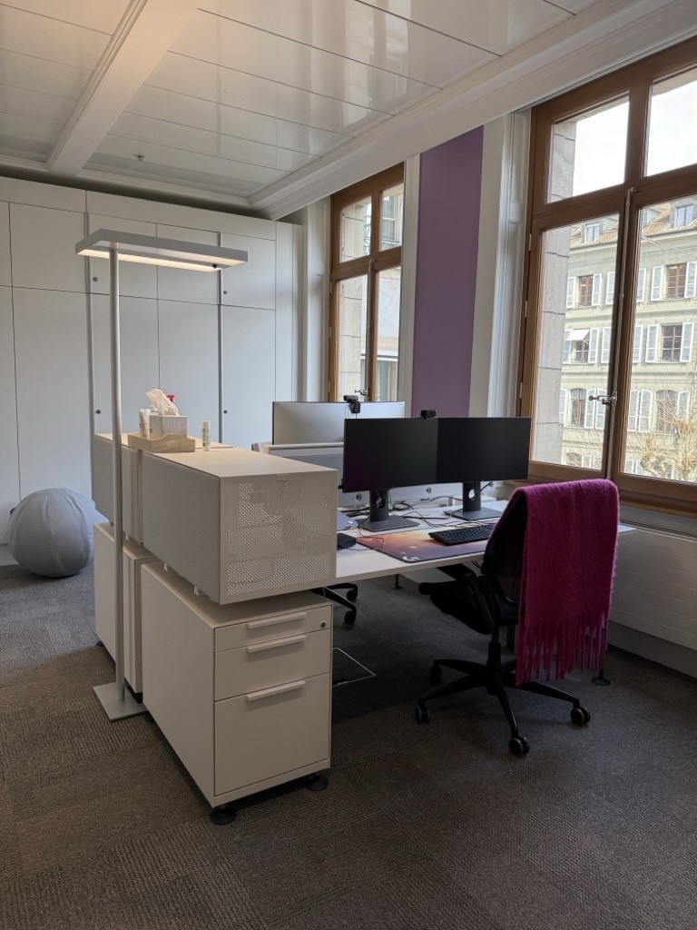 Office, photo 10 of 10