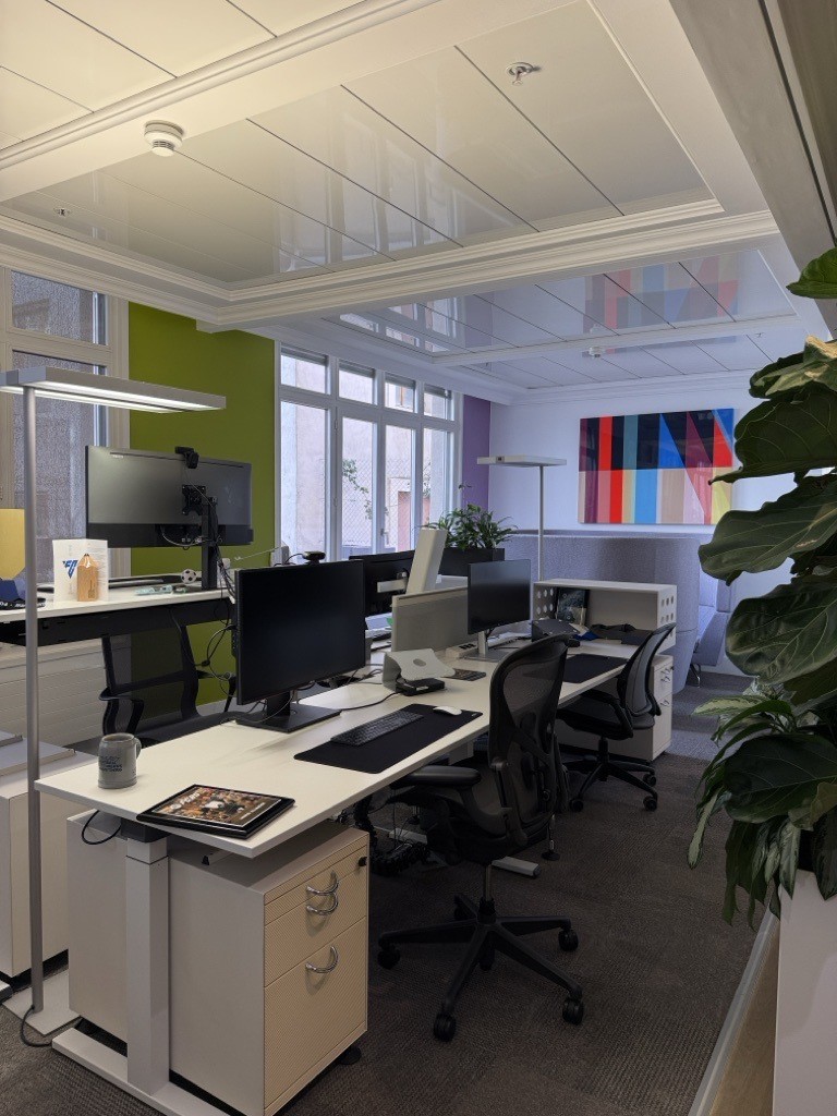 Office, photo 4 of 10