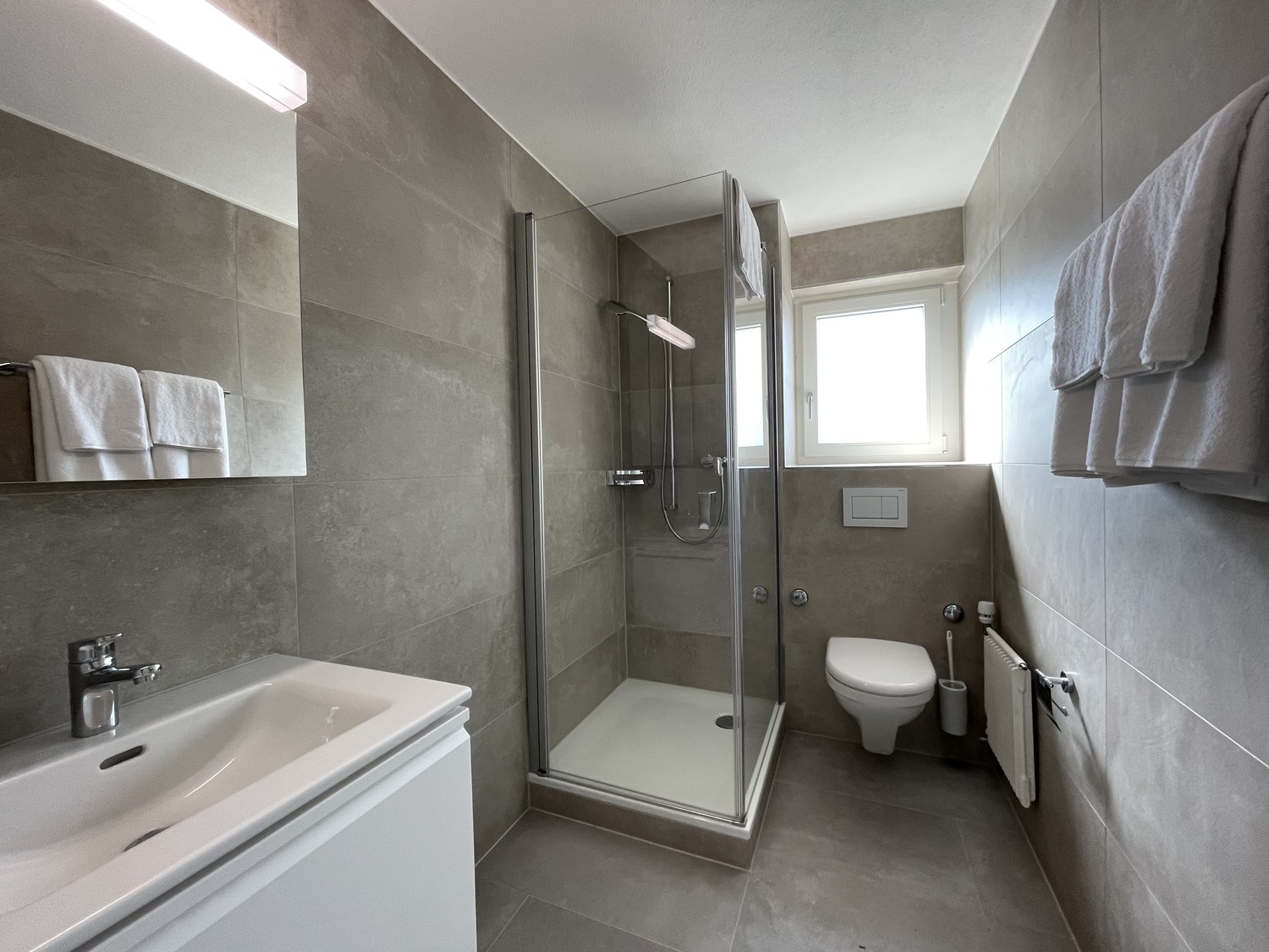 1 room furnished flat, photo 4 of 4