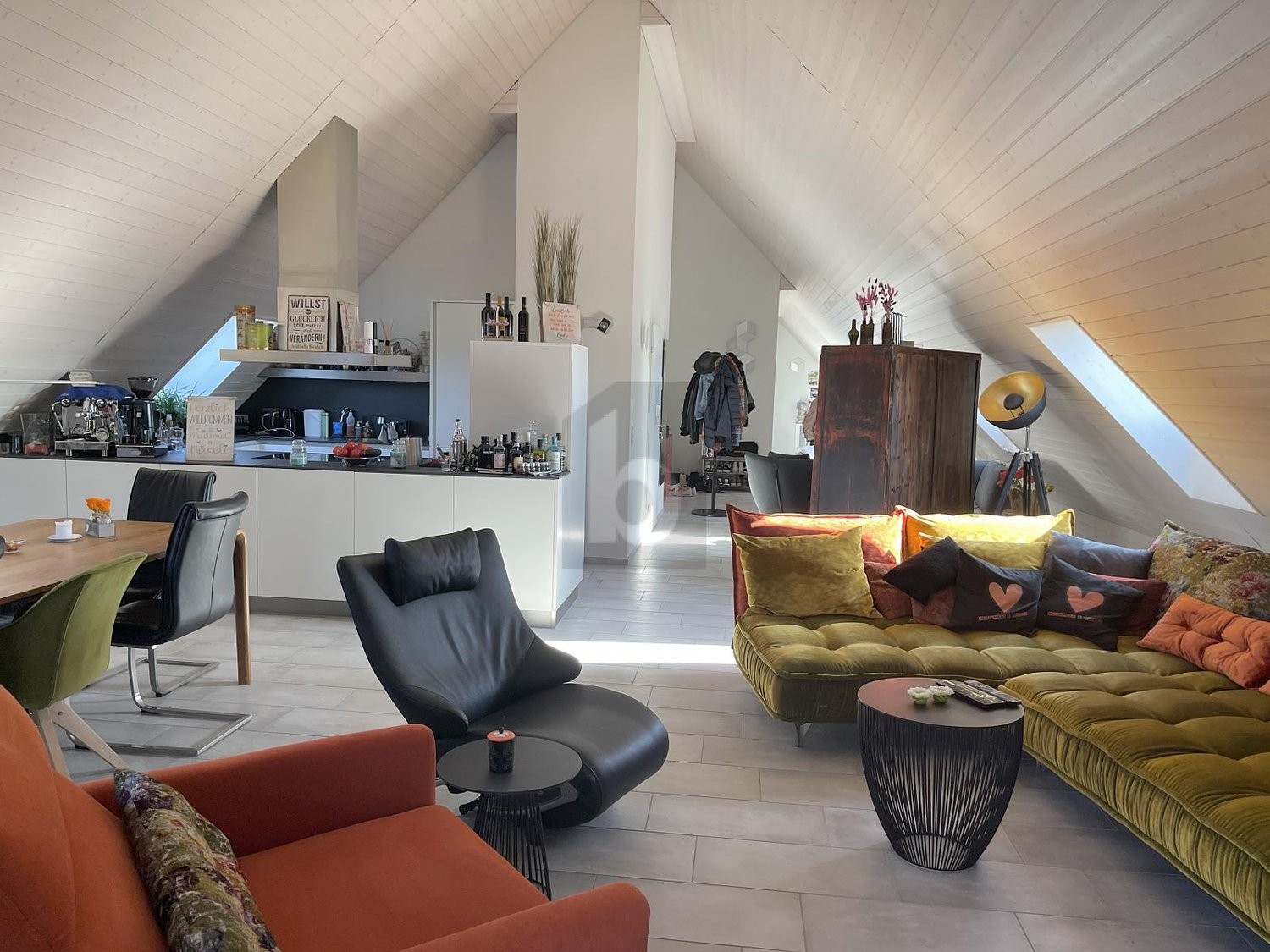 Appartement mansardé de 3 ½ pièces