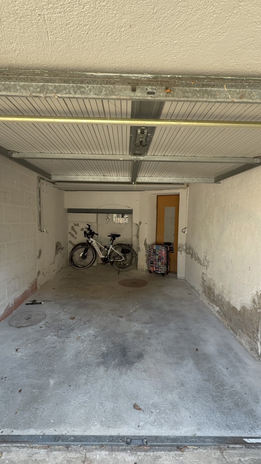 Open slot, photo 4 of 4