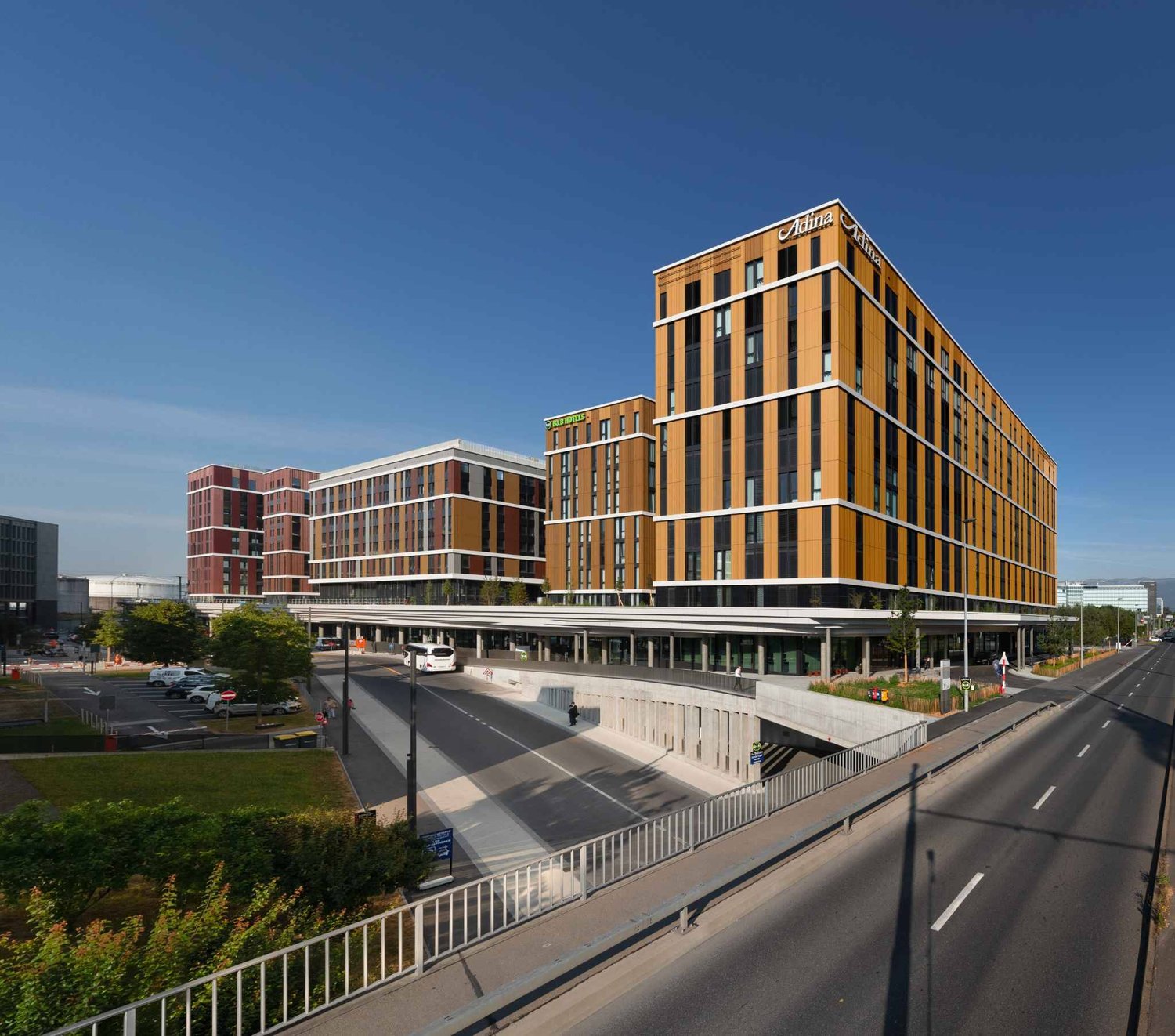 768m² ufficio