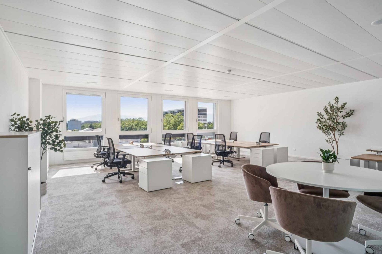 68m² office, photo 1 of 6
