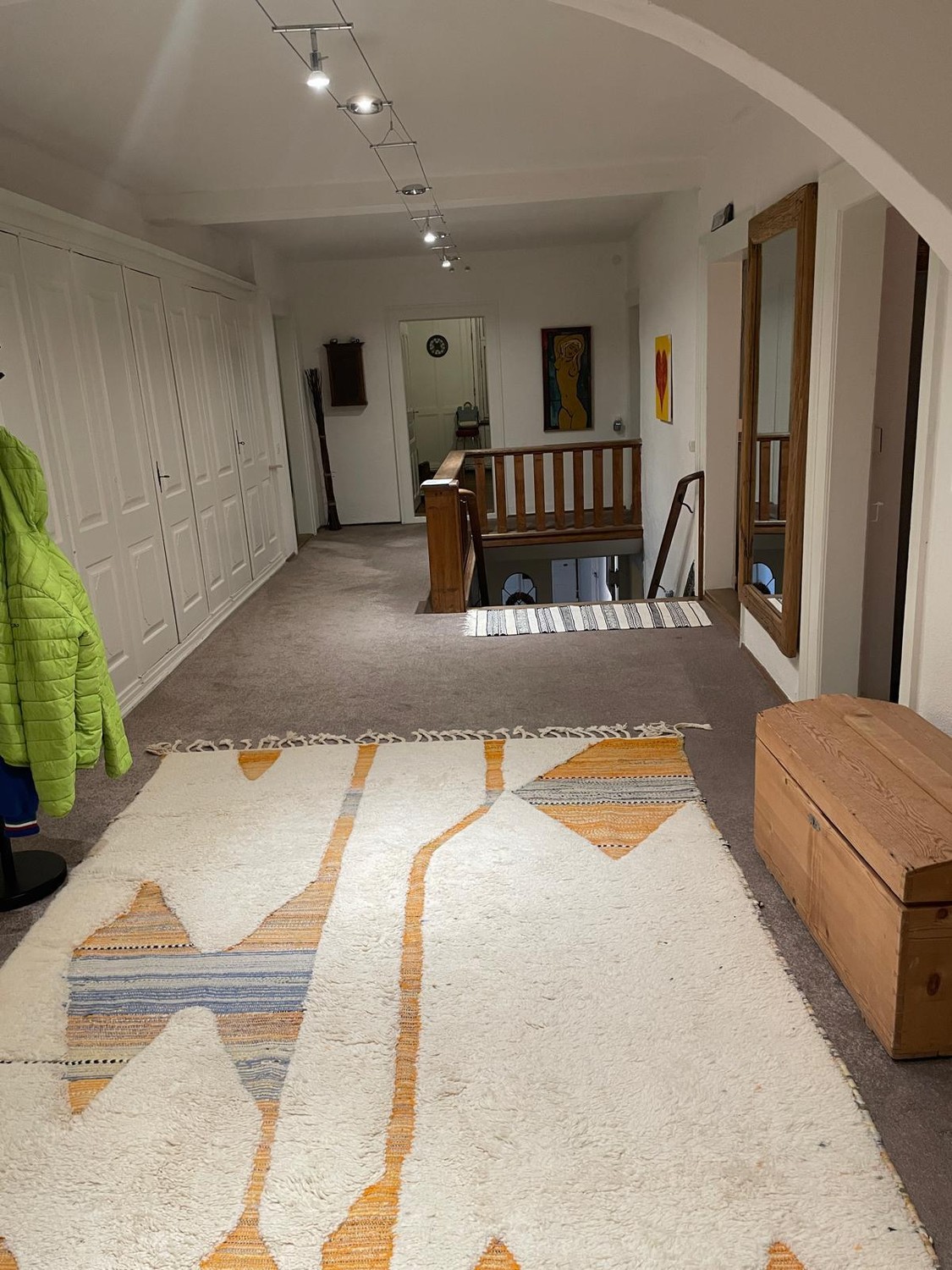 6 rooms apartment