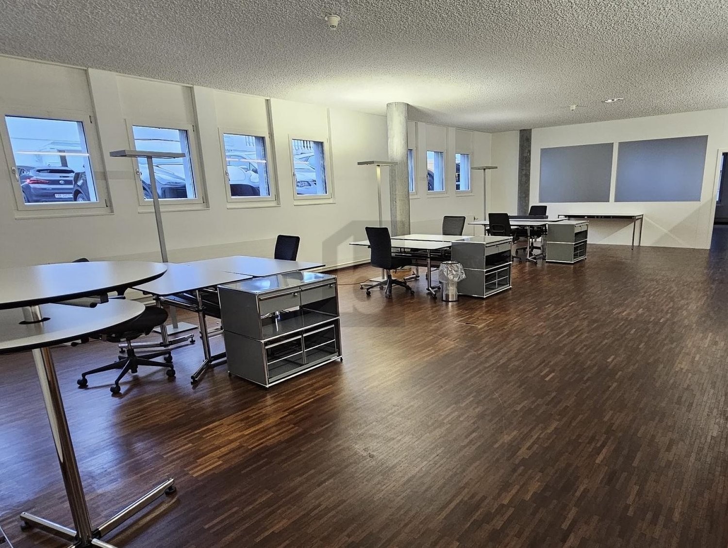 120m² office, photo 1 of 4
