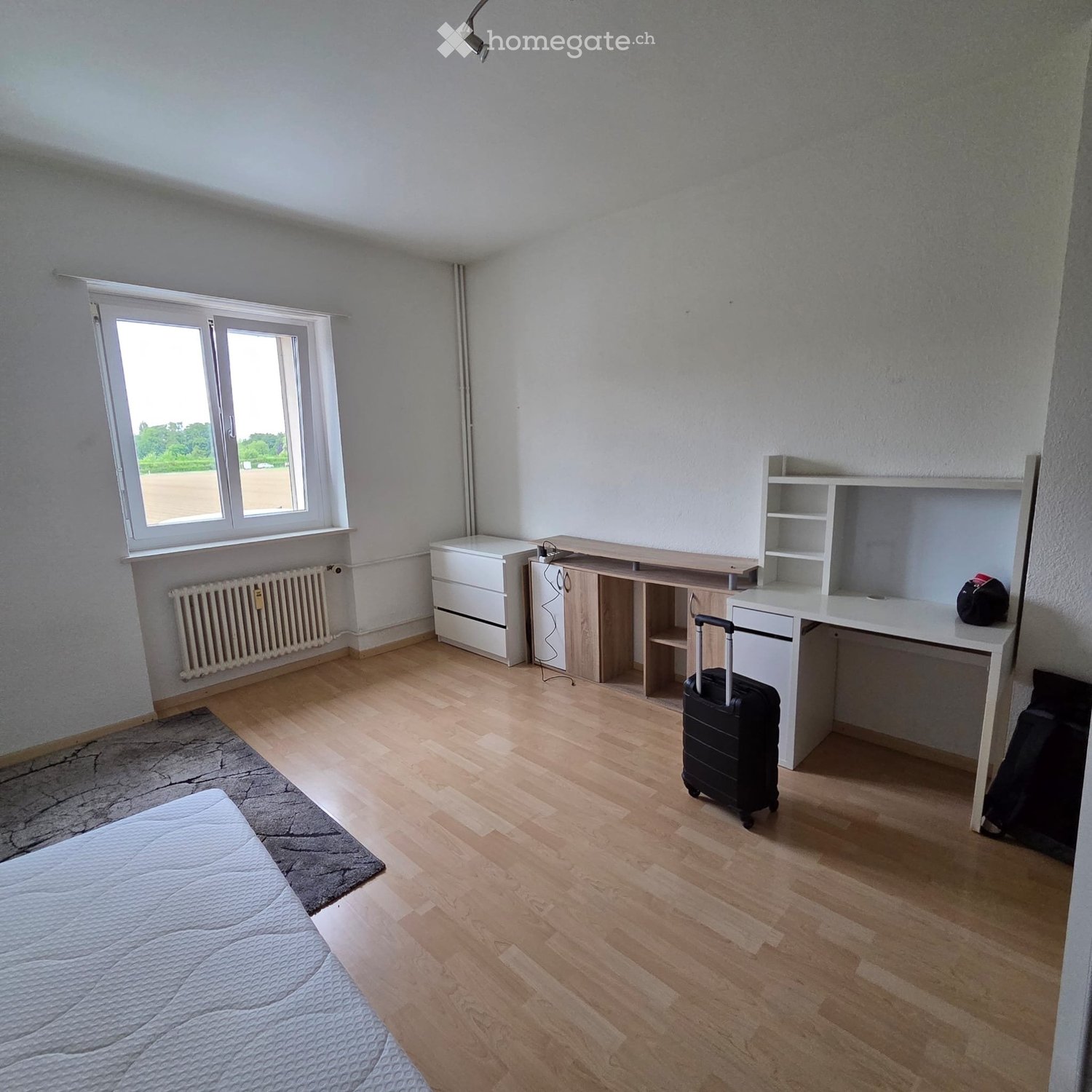 1 room single room, photo 1 of 3
