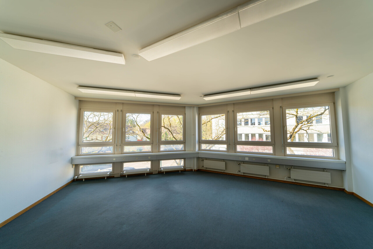 837m² office, photo 6 of 10