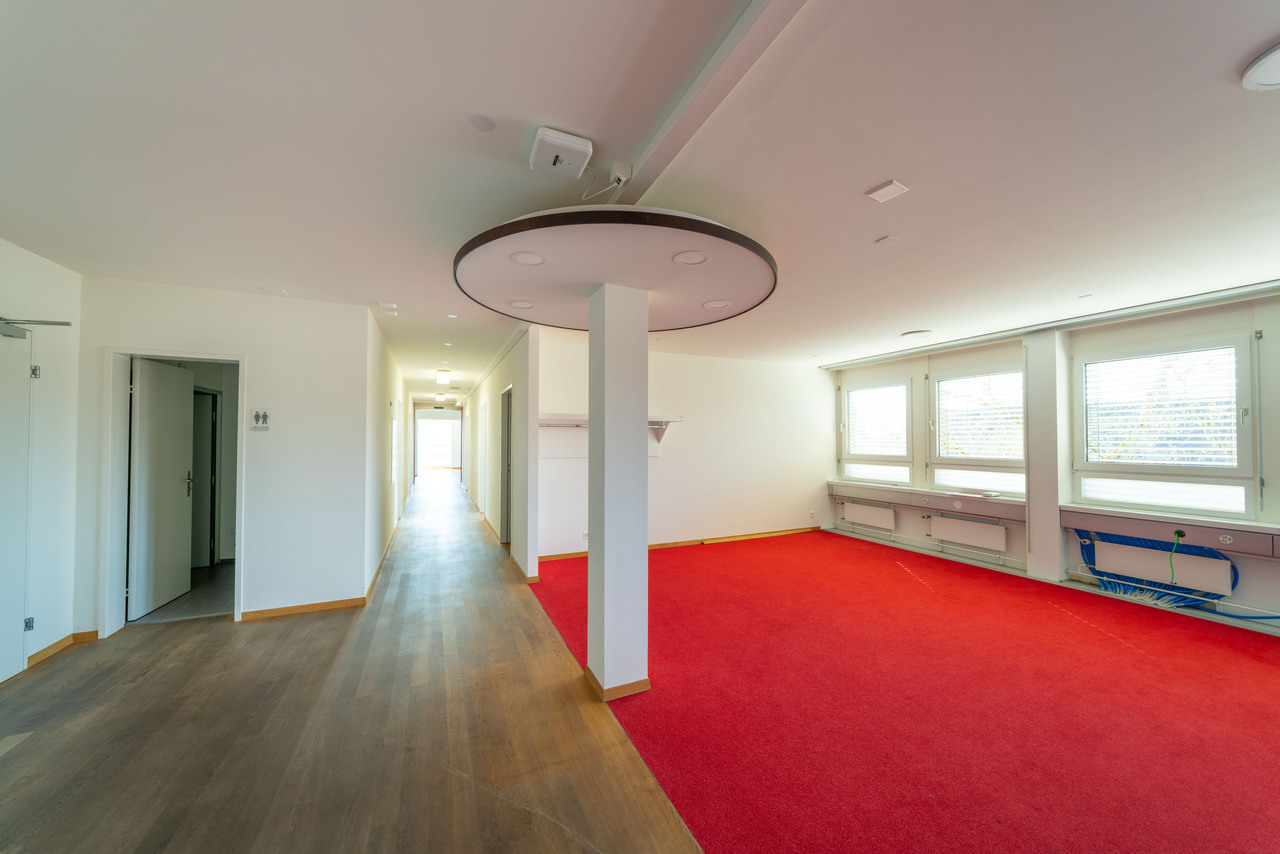 837m² office, photo 7 of 10