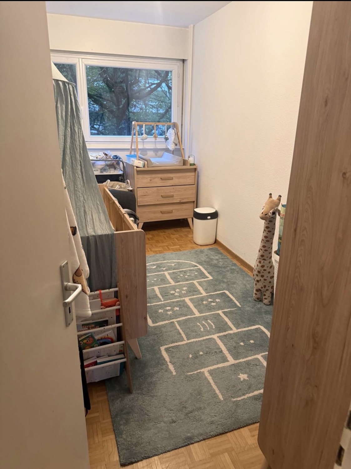 4 rooms apartment, photo 2 of 10
