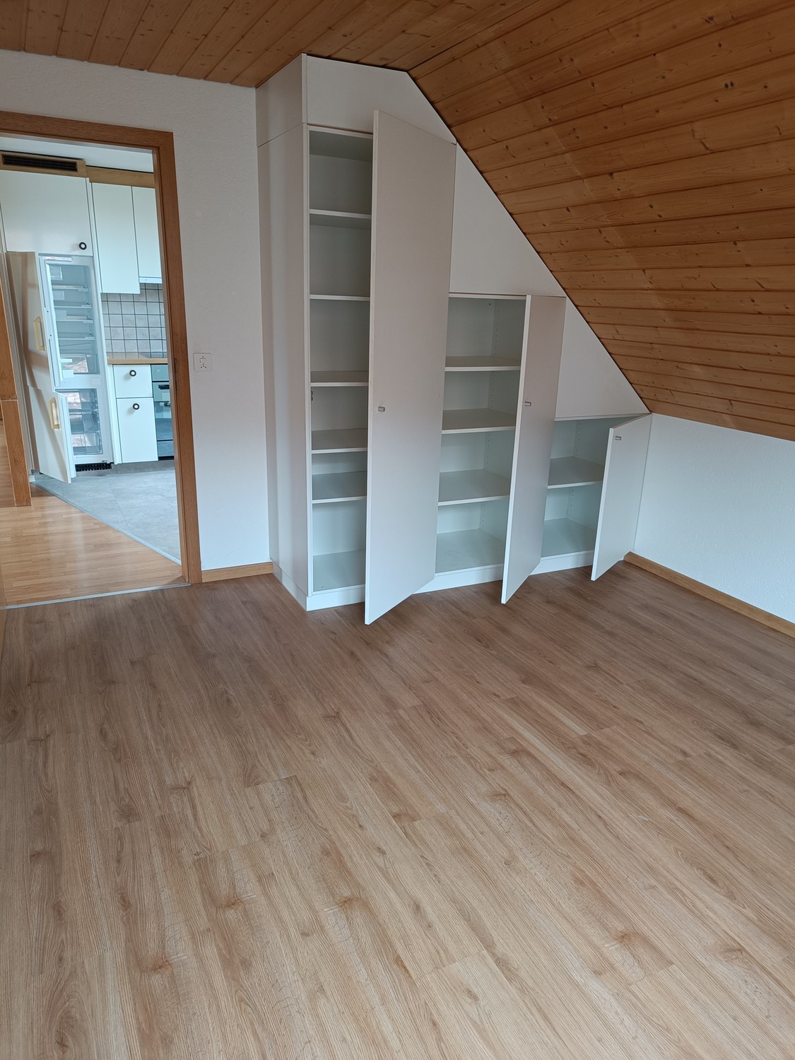 4 rooms apartment, photo 7 of 10