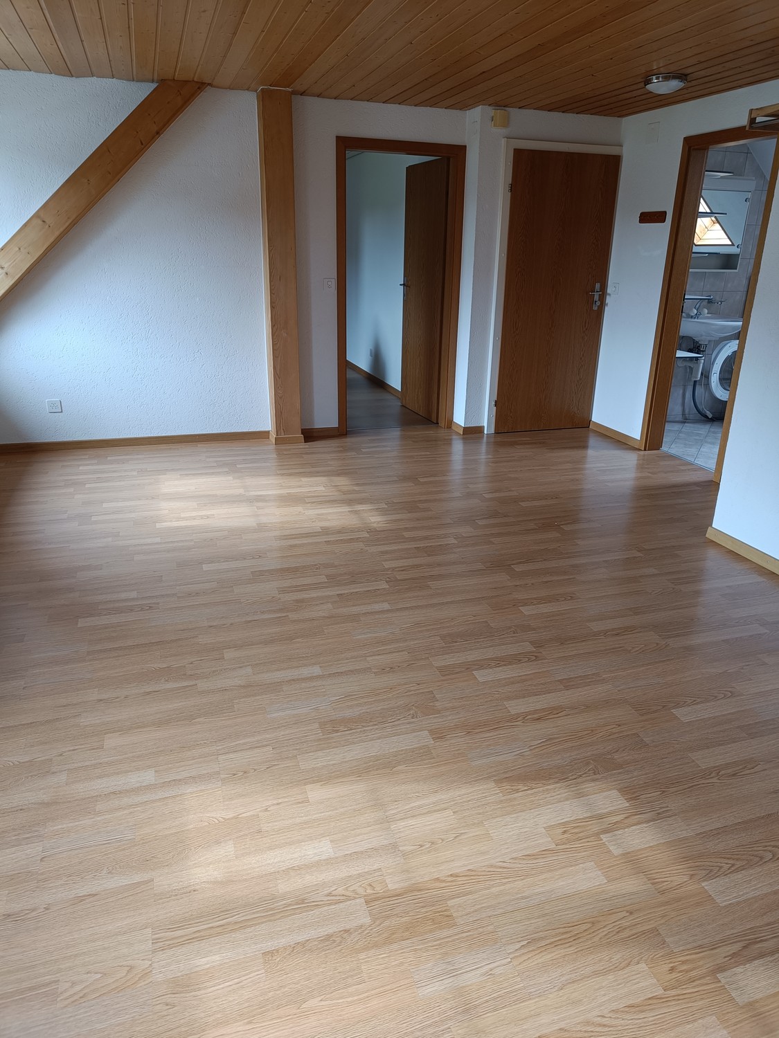 4 rooms apartment, photo 2 of 10