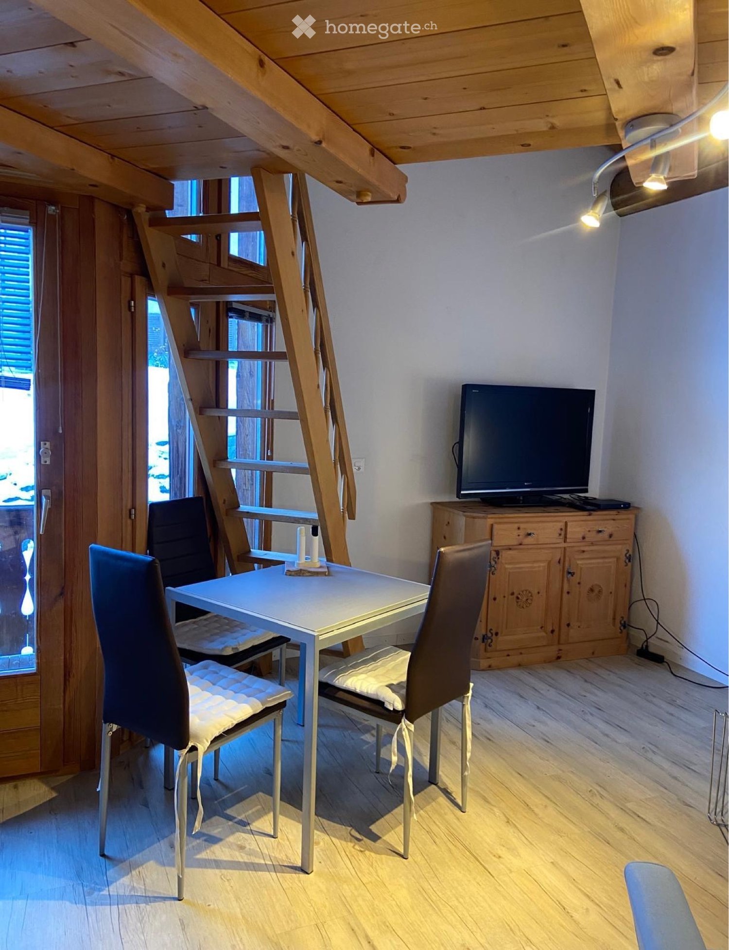 1 room apartment, photo 1 of 5