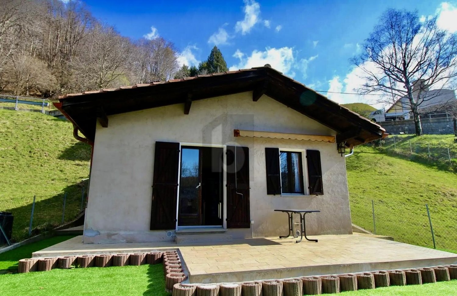 2 ½ rooms chalet, photo 1 of 4