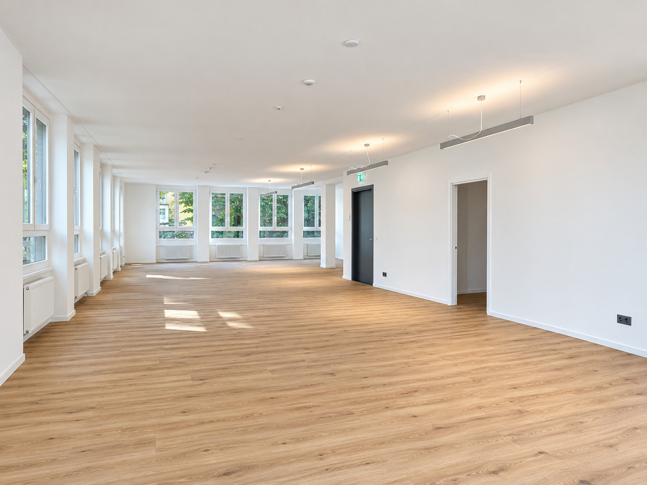 96m² office, photo 3 of 3