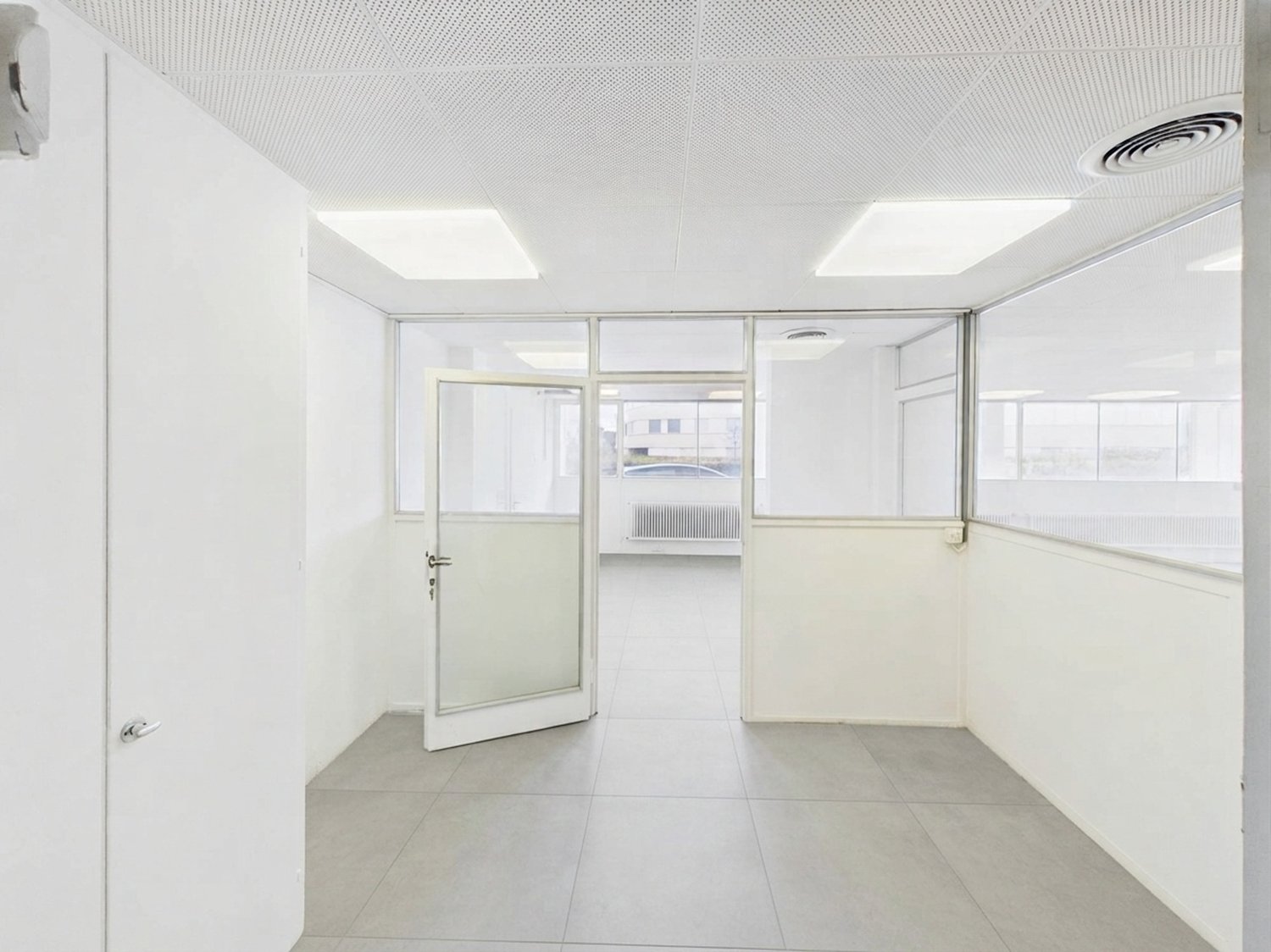 86m² commerciale