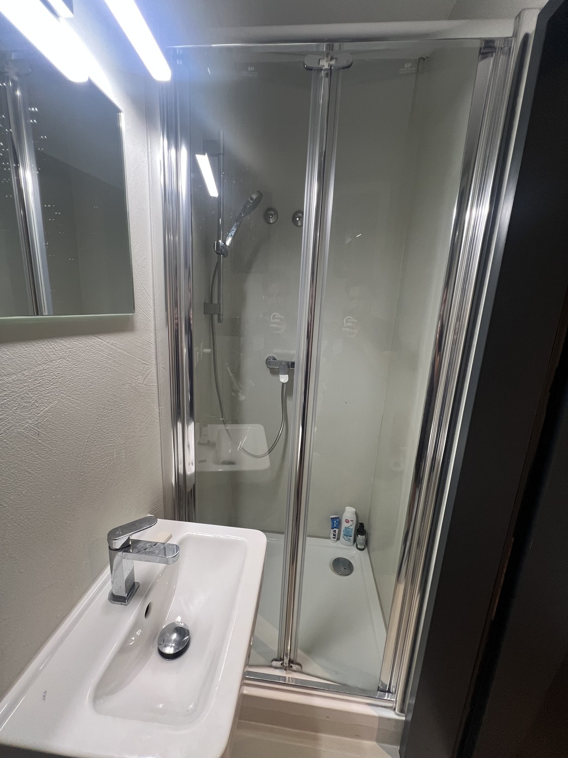 1 room apartment, photo 3 of 6