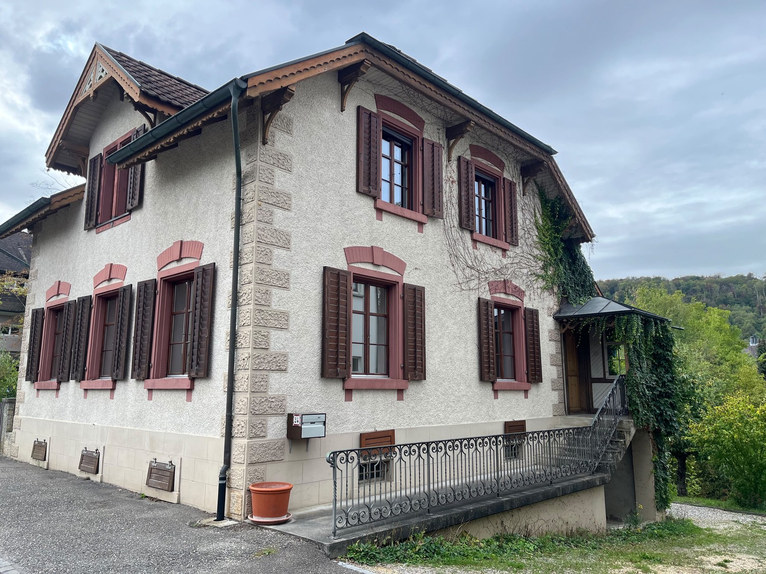 6 rooms single house
