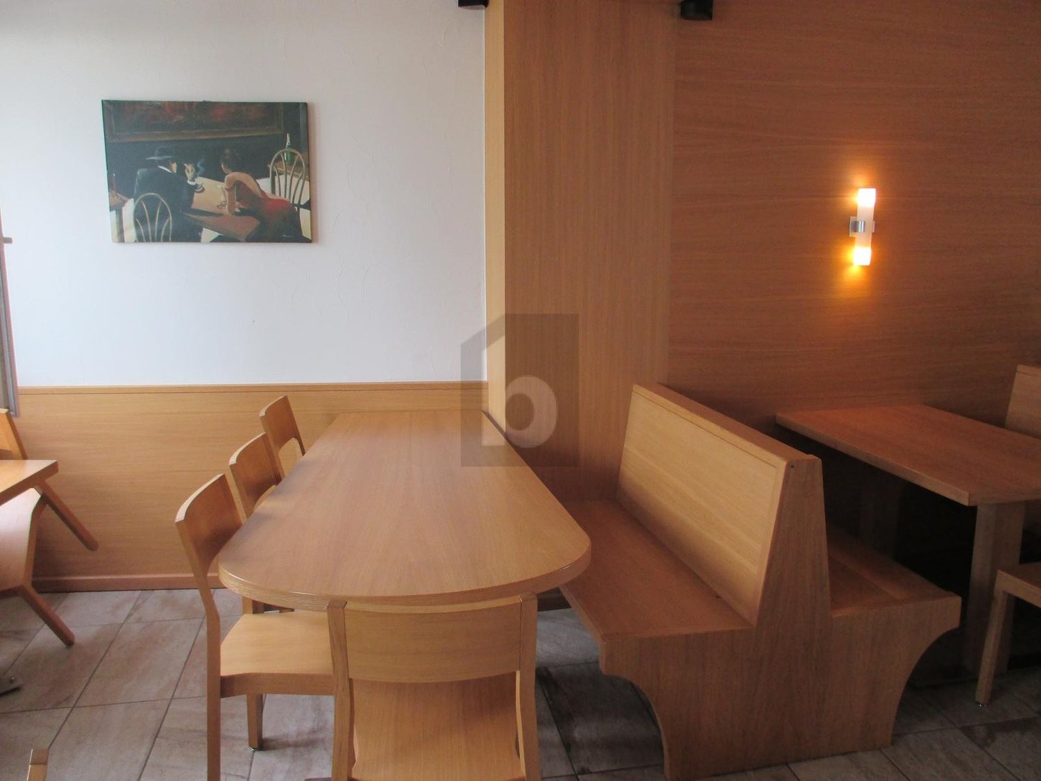 93m² restaurant, photo 3 of 4