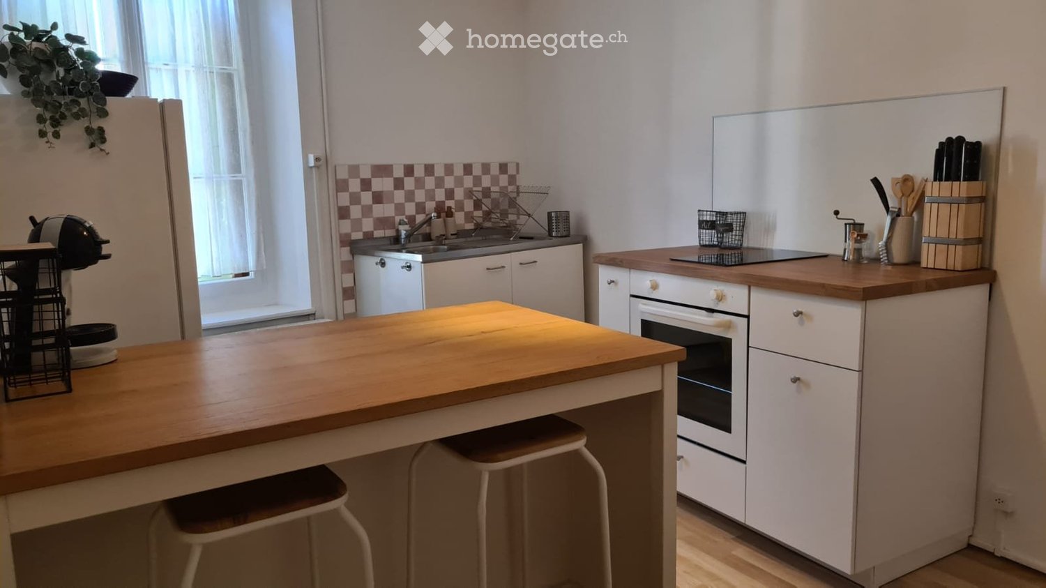 5 rooms apartment