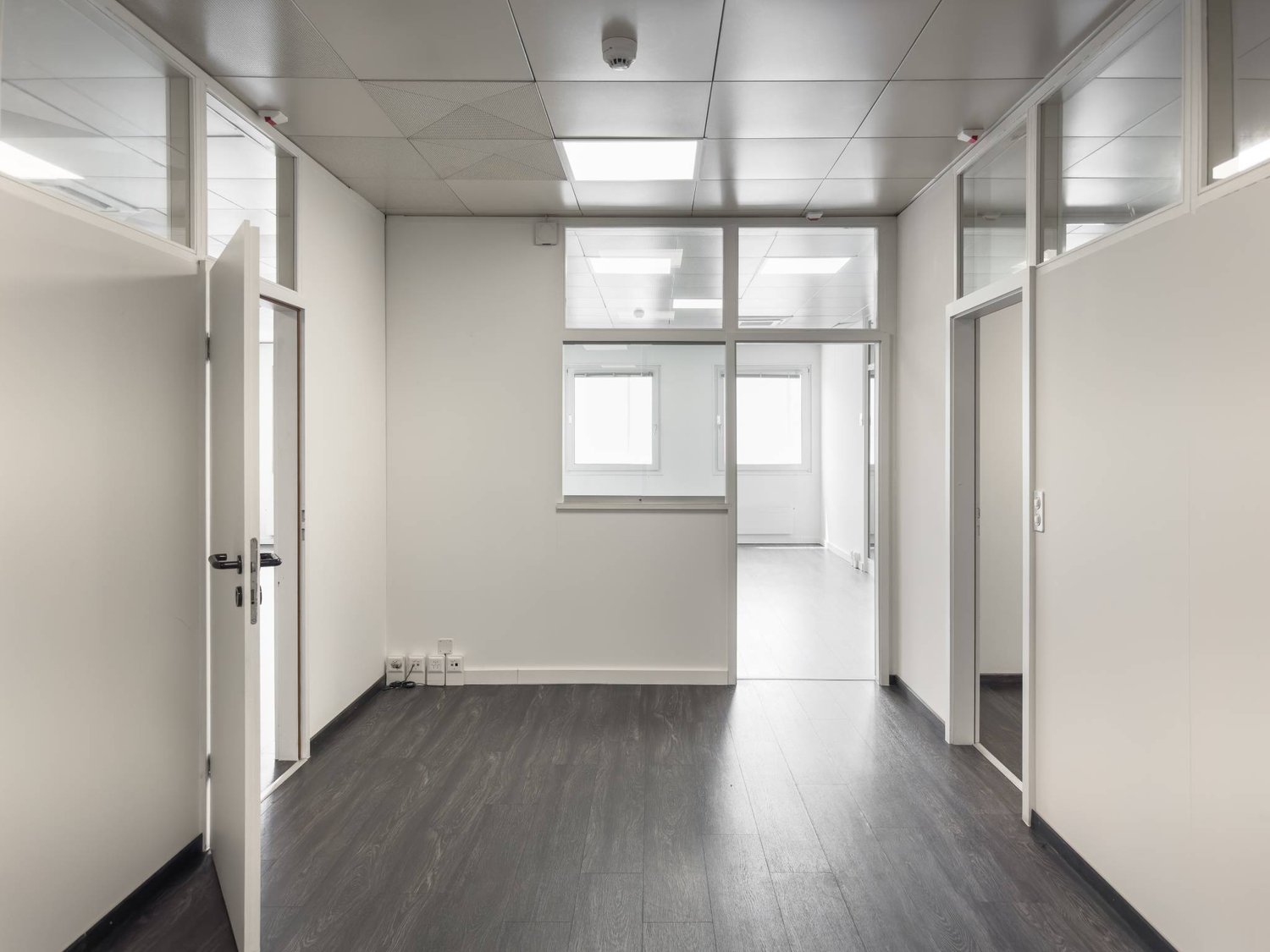 337m² office, photo 5 of 10