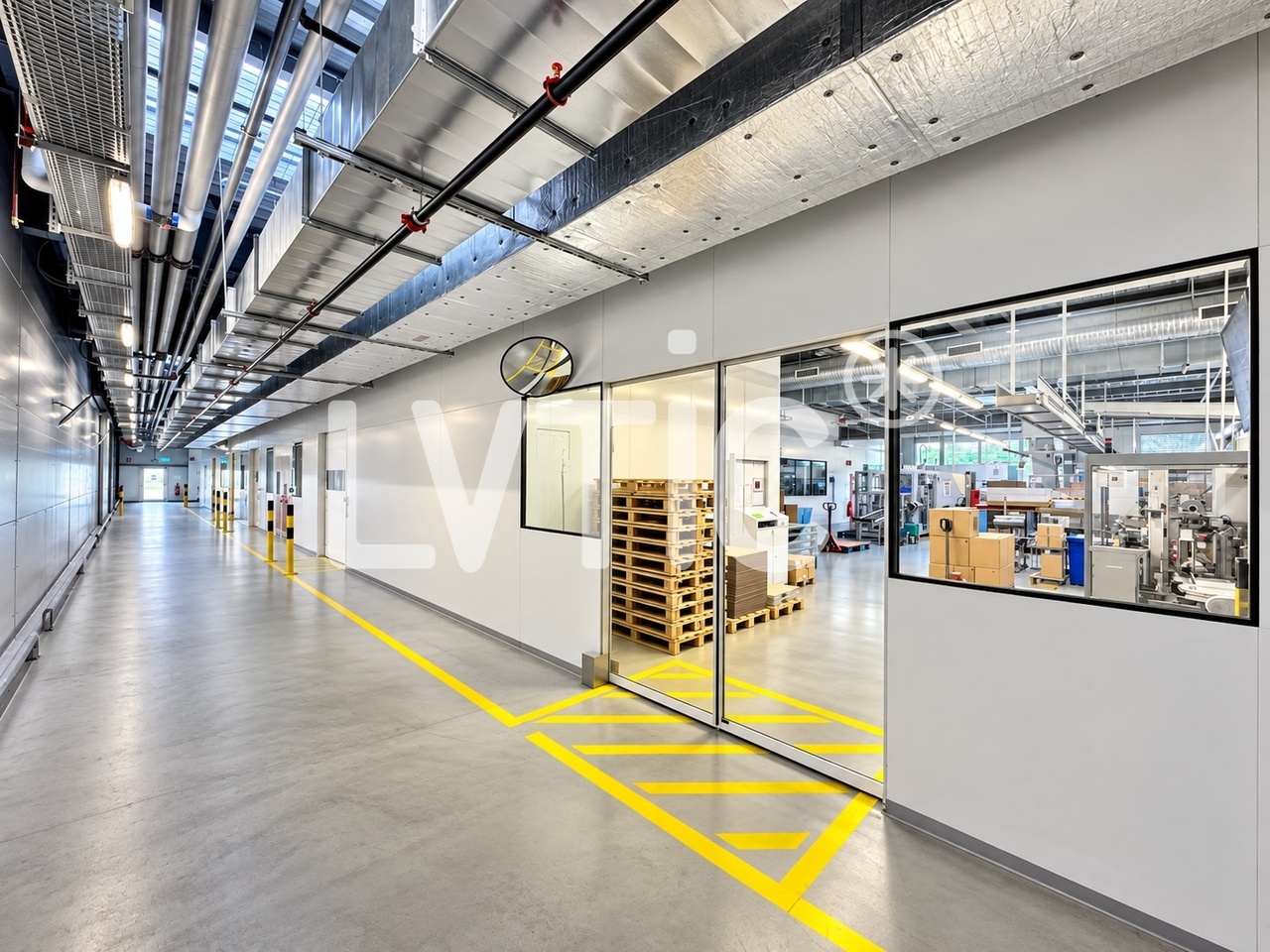 2680m² storage room