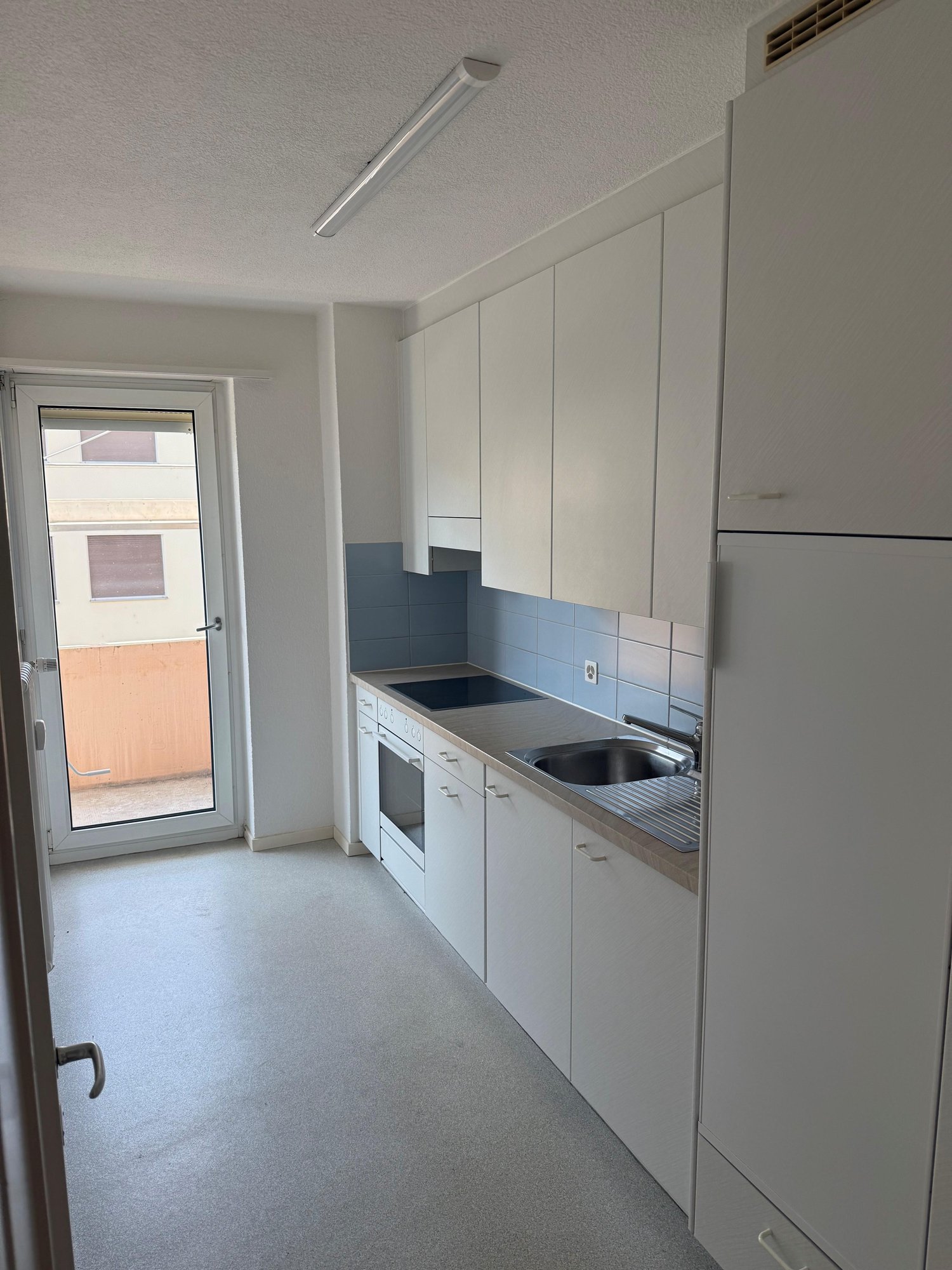 3 rooms apartment, photo 2 of 6
