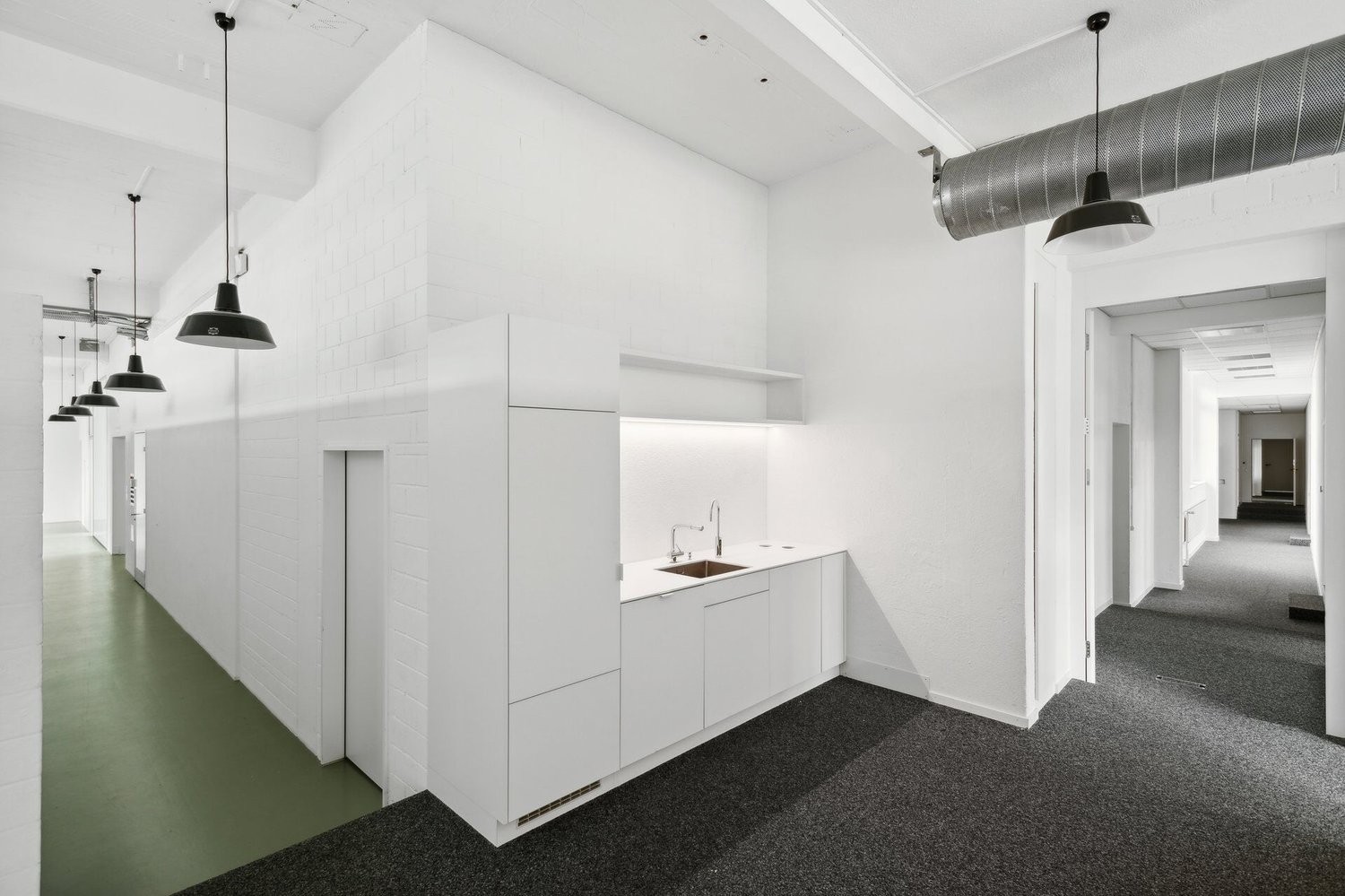 749m² commerciale