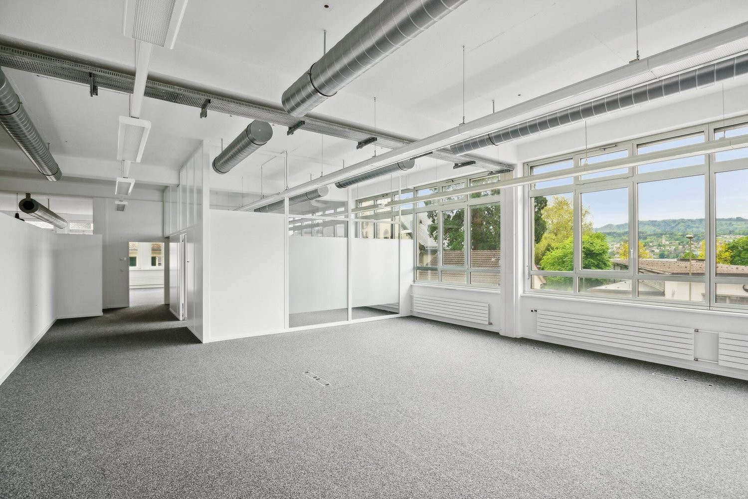 749m² commerciale