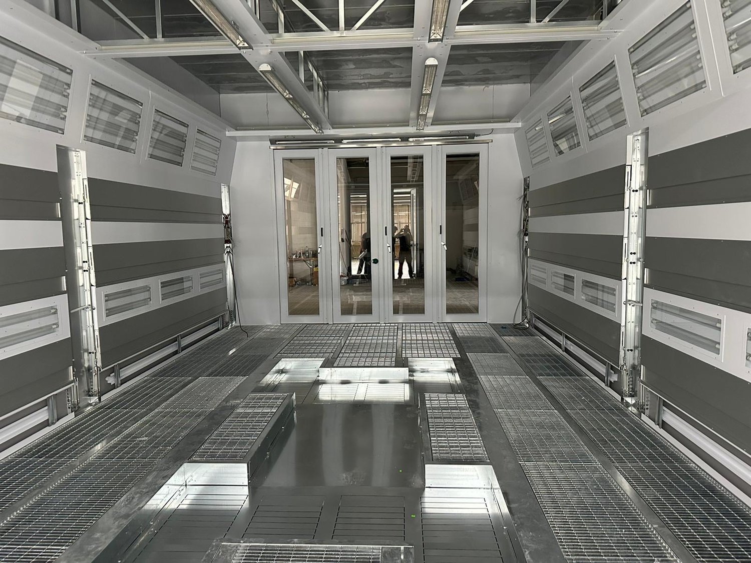 1200m² workshop, photo 4 of 4