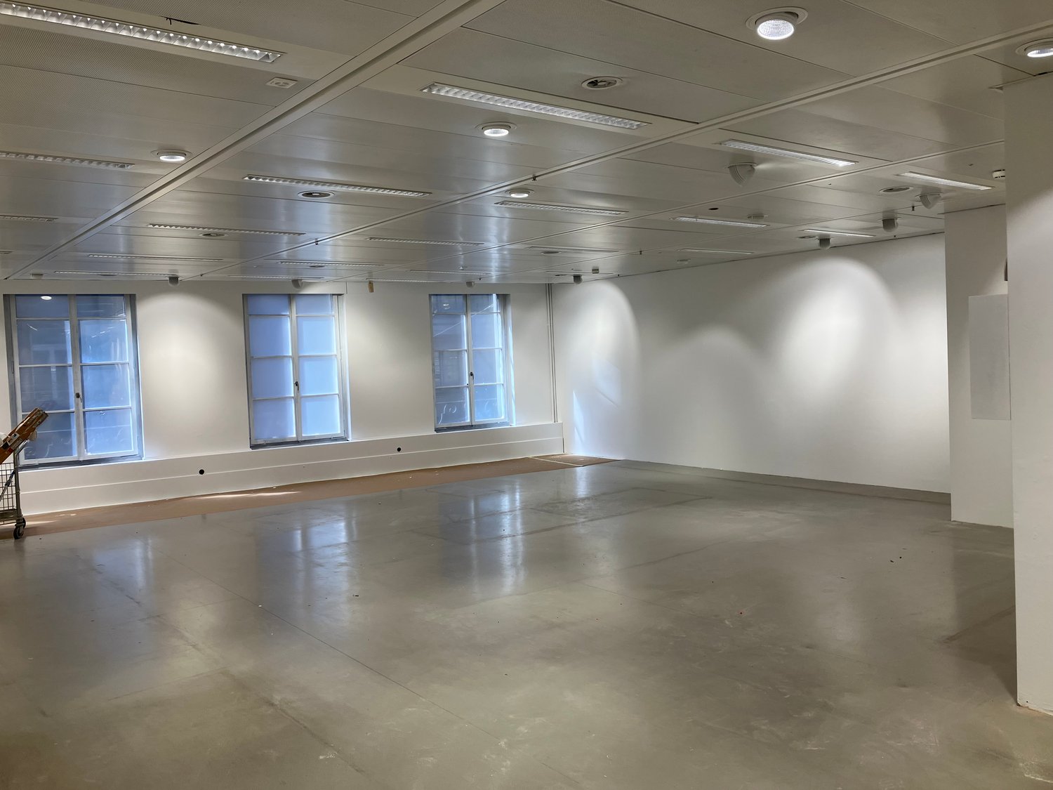 145m² commercial, photo 4 of 5