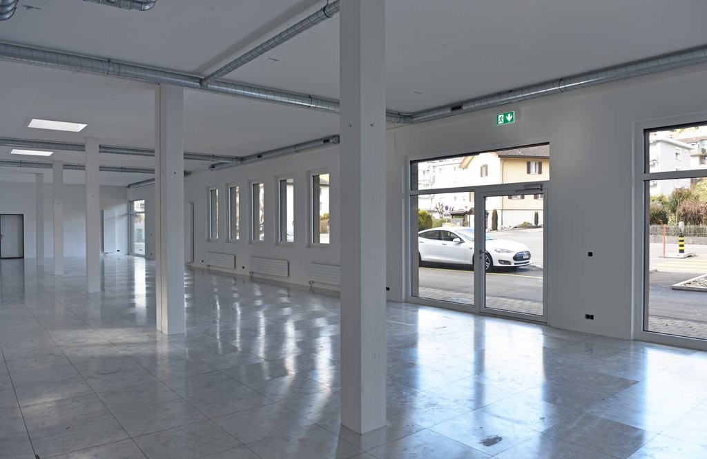 185m² commercial