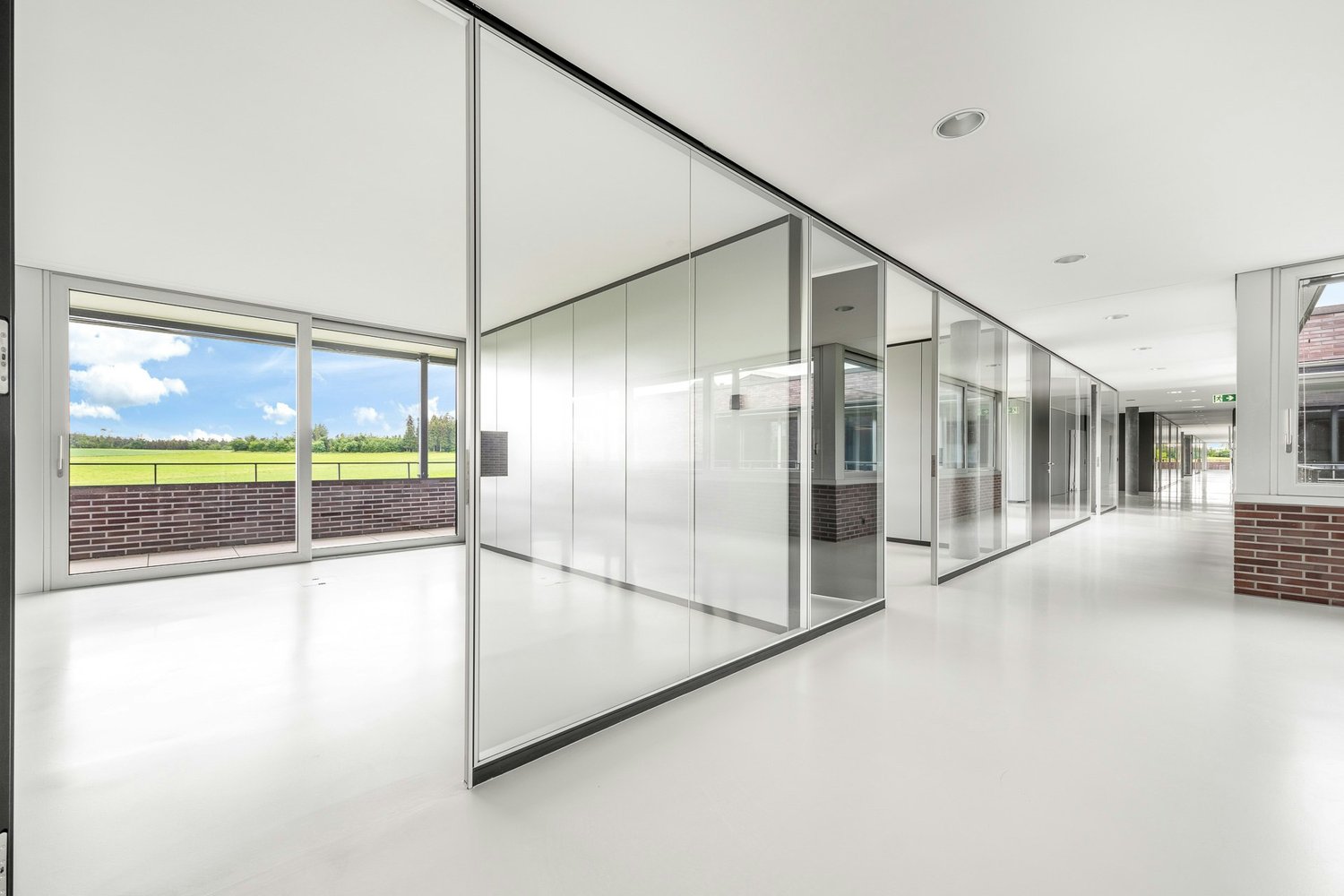 4945m² commercial