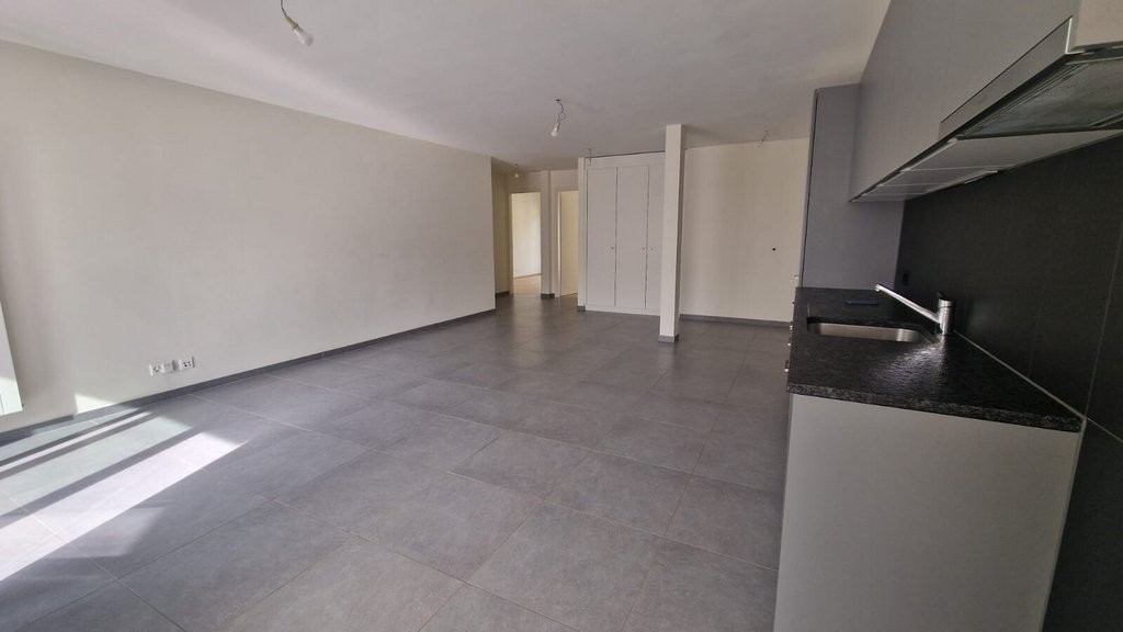 5 rooms apartment, photo 2 of 10