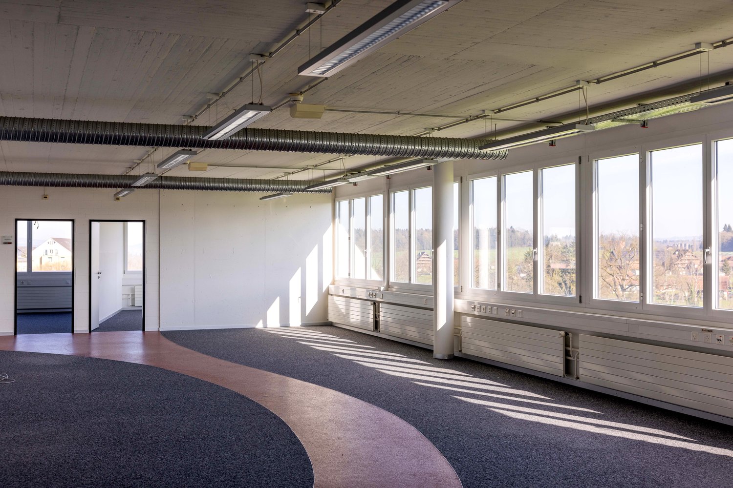 373m² office, photo 6 of 10