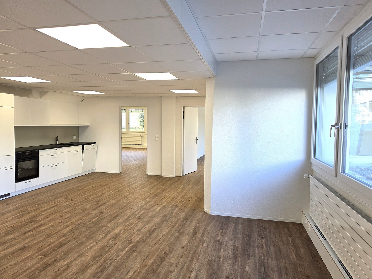 200m² commercial, photo 10 of 10