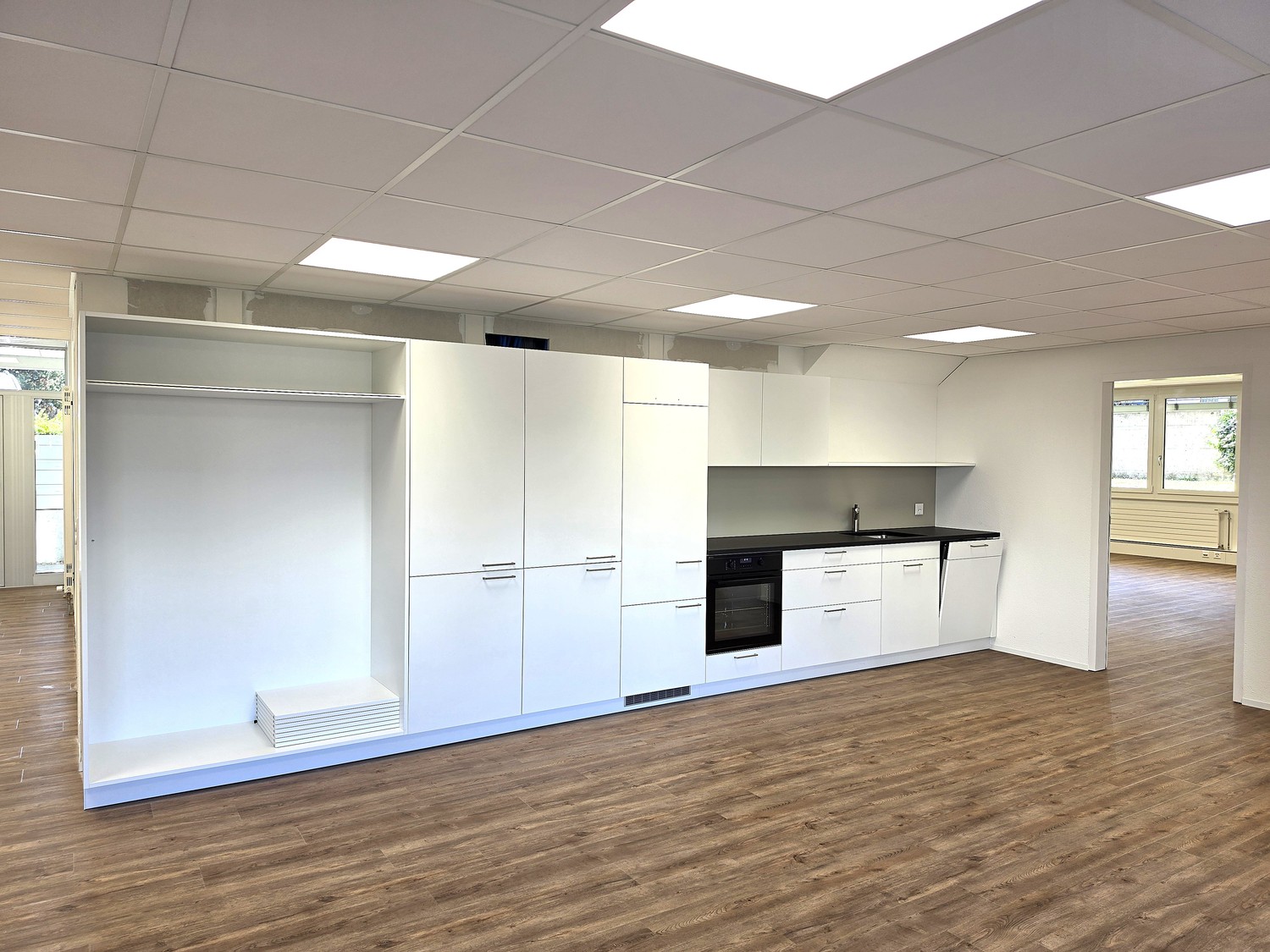 200m² commercial, photo 7 of 10