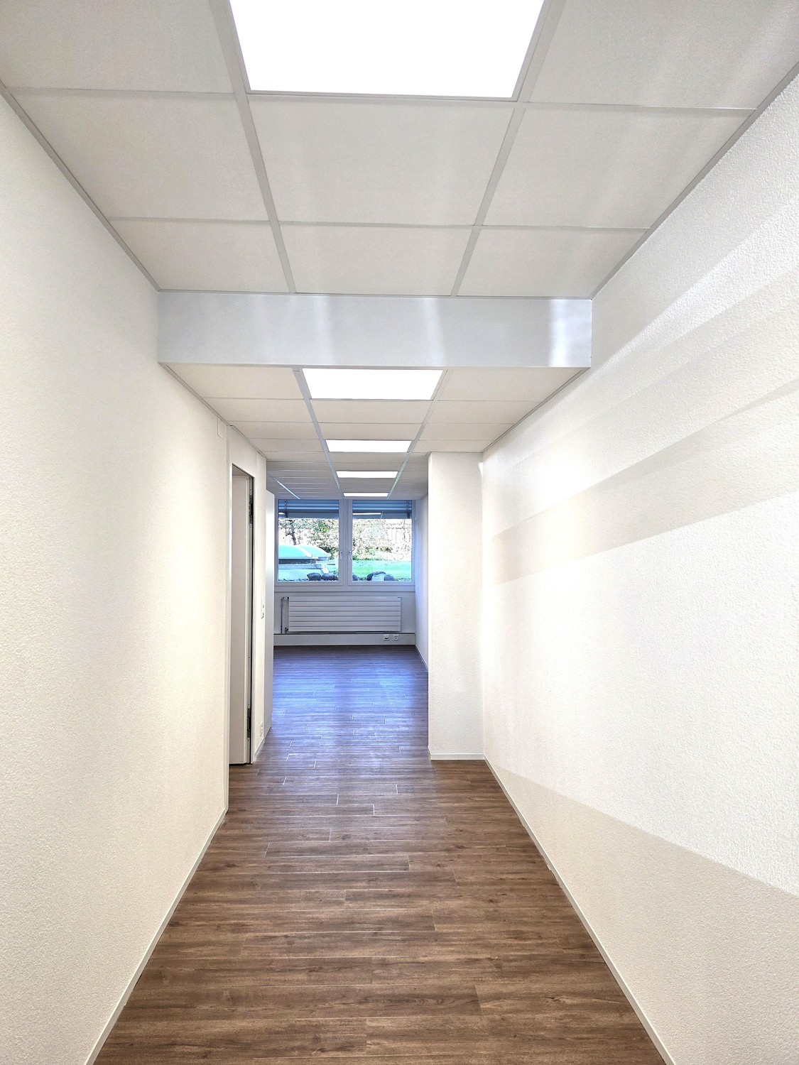 200m² commercial, photo 5 of 10
