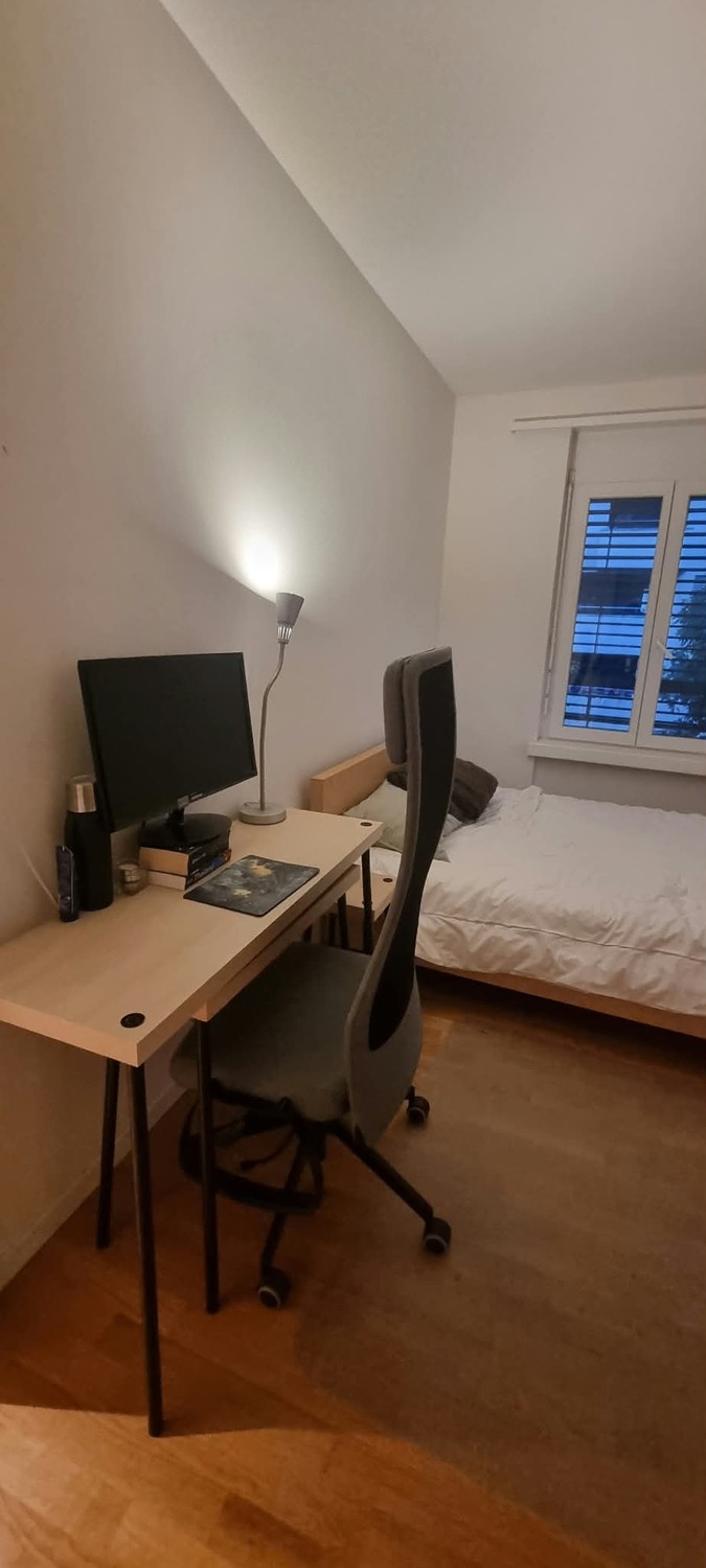 Stanza in un appartamento condiviso