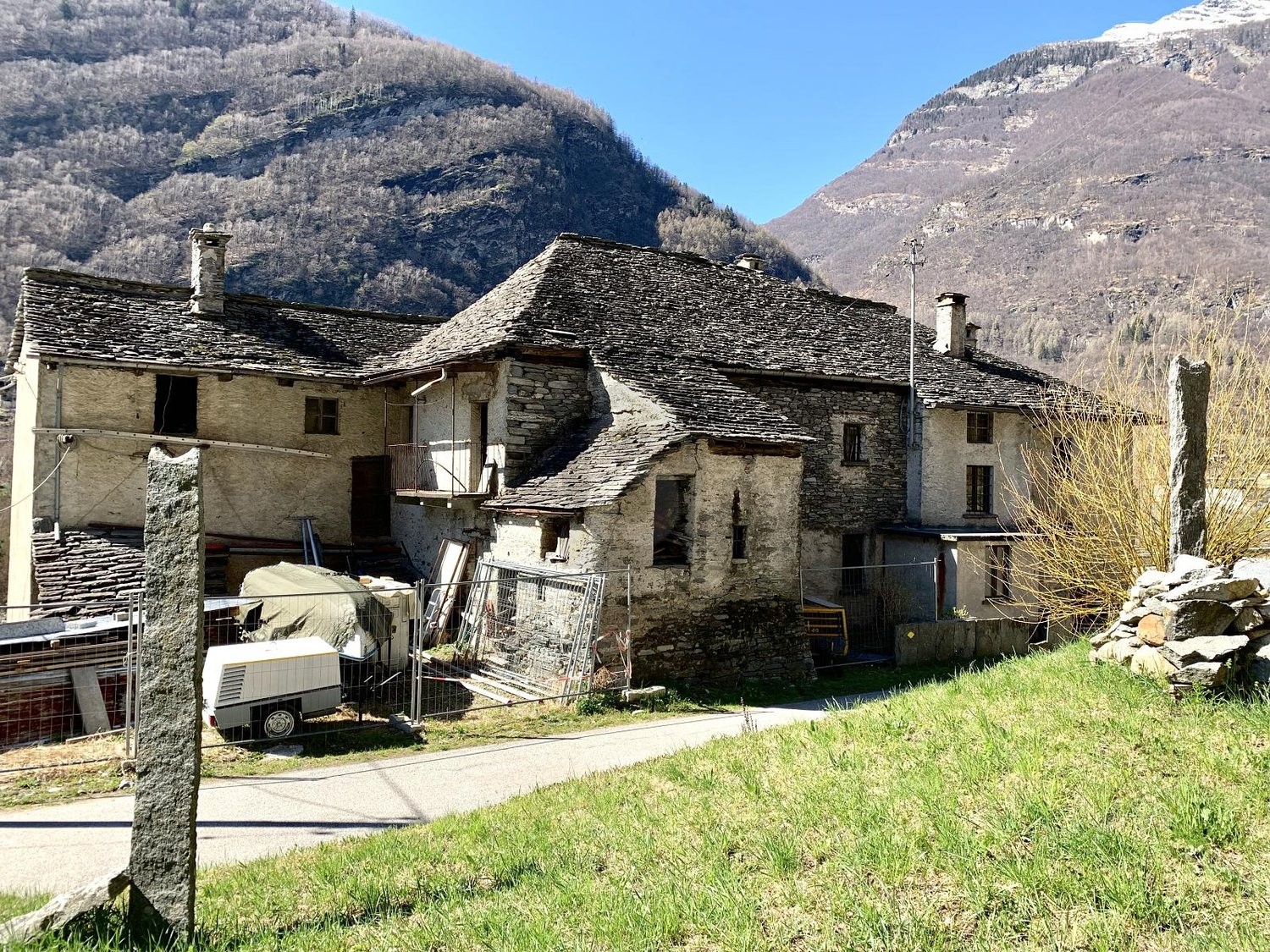 8 rooms single house