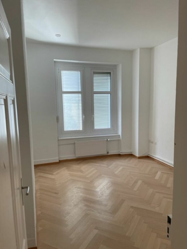 Office, photo 4 of 6