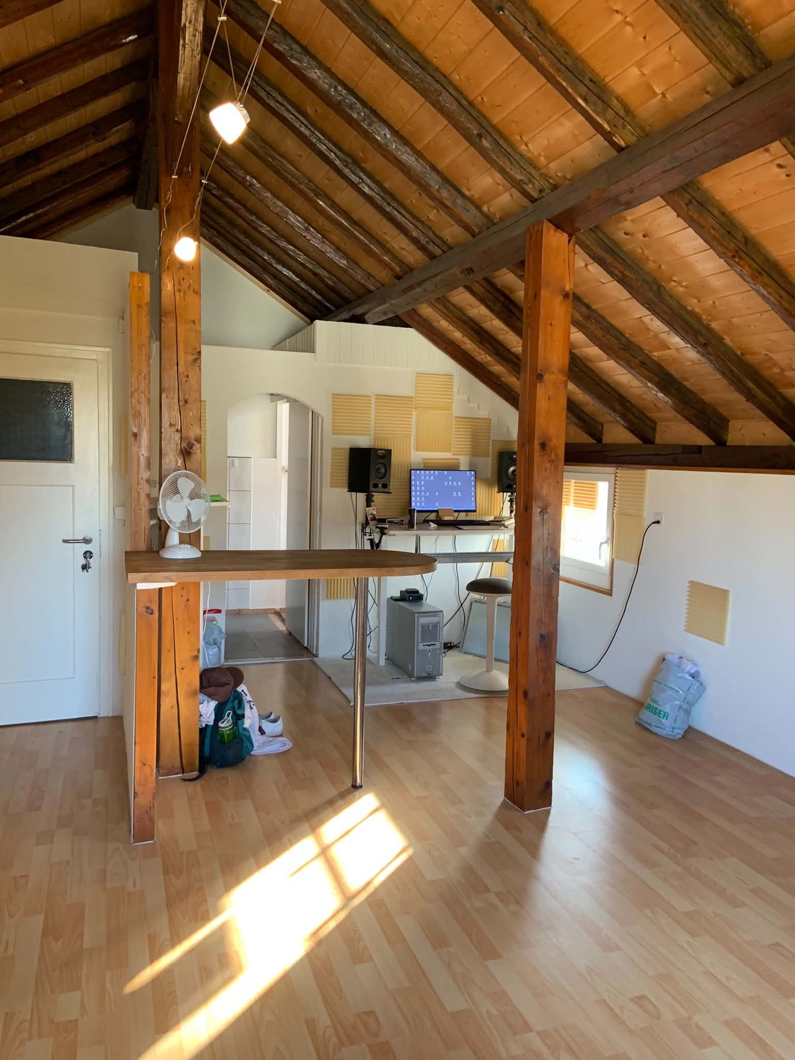 1 room apartment, photo 1 of 7