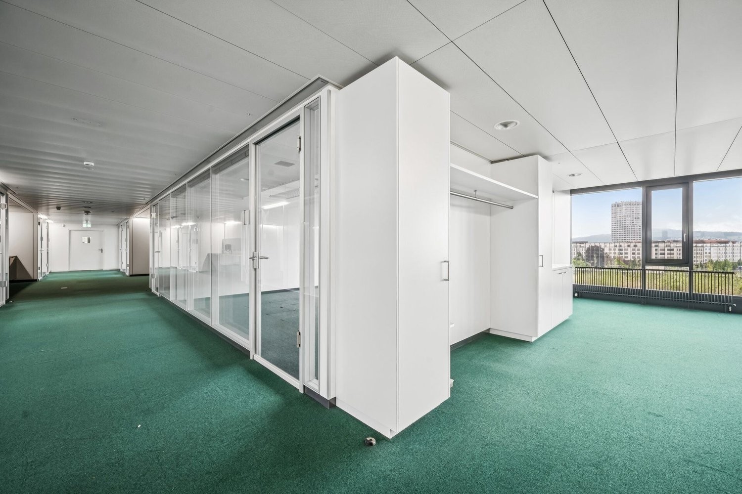 487m² office, photo 10 of 10